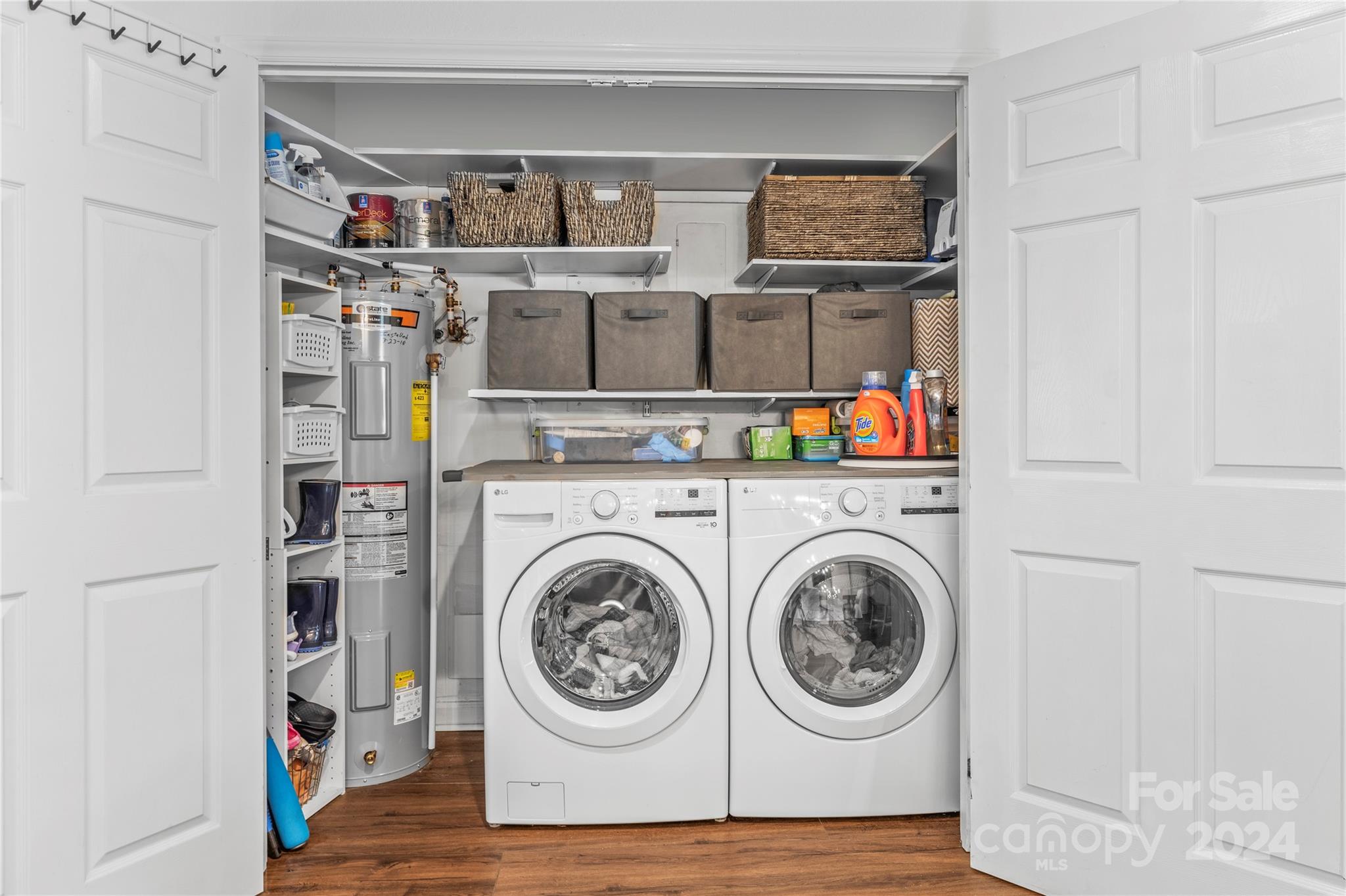 Malibu Pointe - Residential