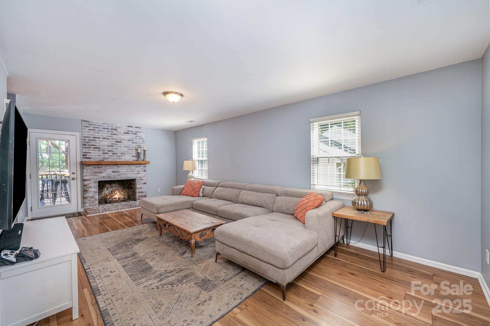 2342 Castlecomer Drive