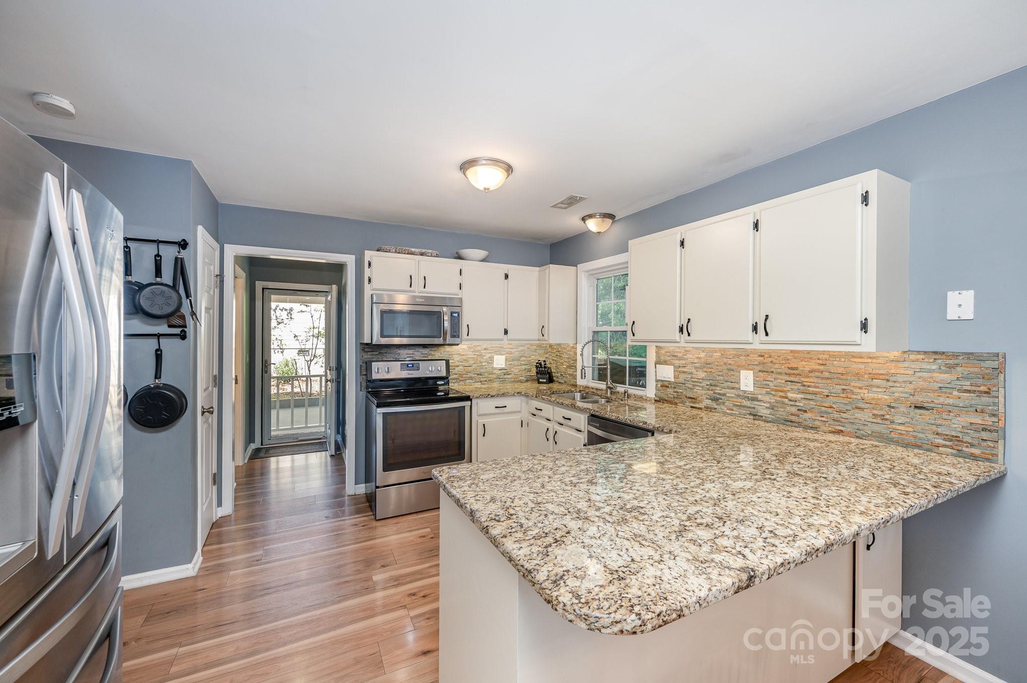 2342 Castlecomer Drive