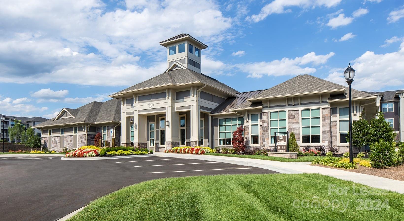 Mooresville, North Carolina 28117, United States, 2 Bedrooms Bedrooms, ,2 BathroomsBathrooms,Residential,Active,63353