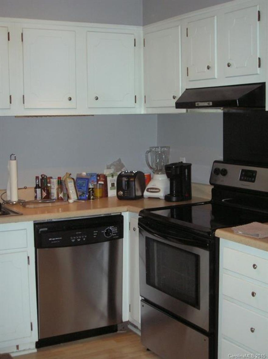 Available June 1.  2nd floor (top floor) unit with 2 bed, 1.5 bath, washer/dryer included. Small community with pool, private covered patio in the heart of Dilworth.