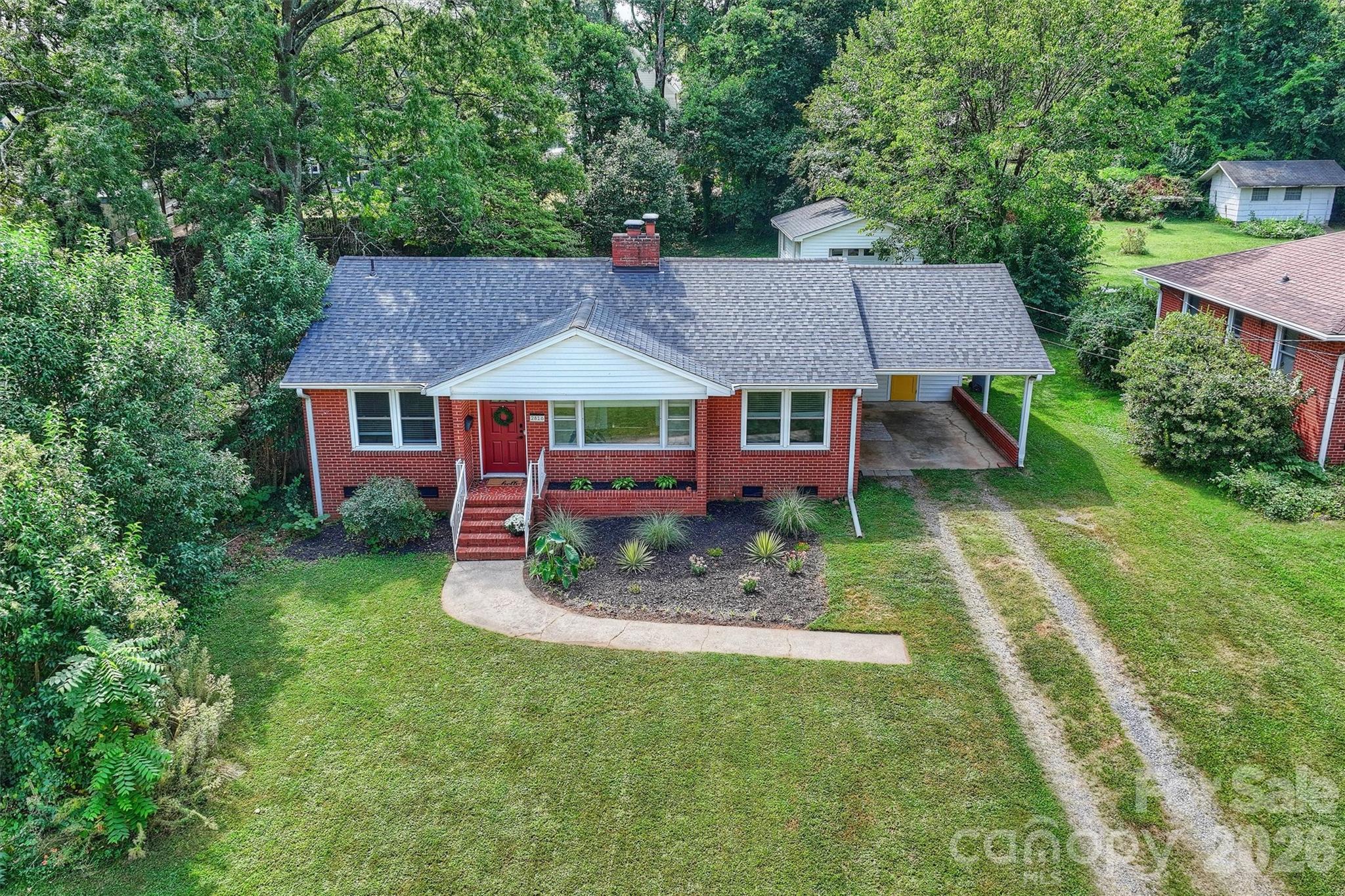 2816 Shamrock Drive