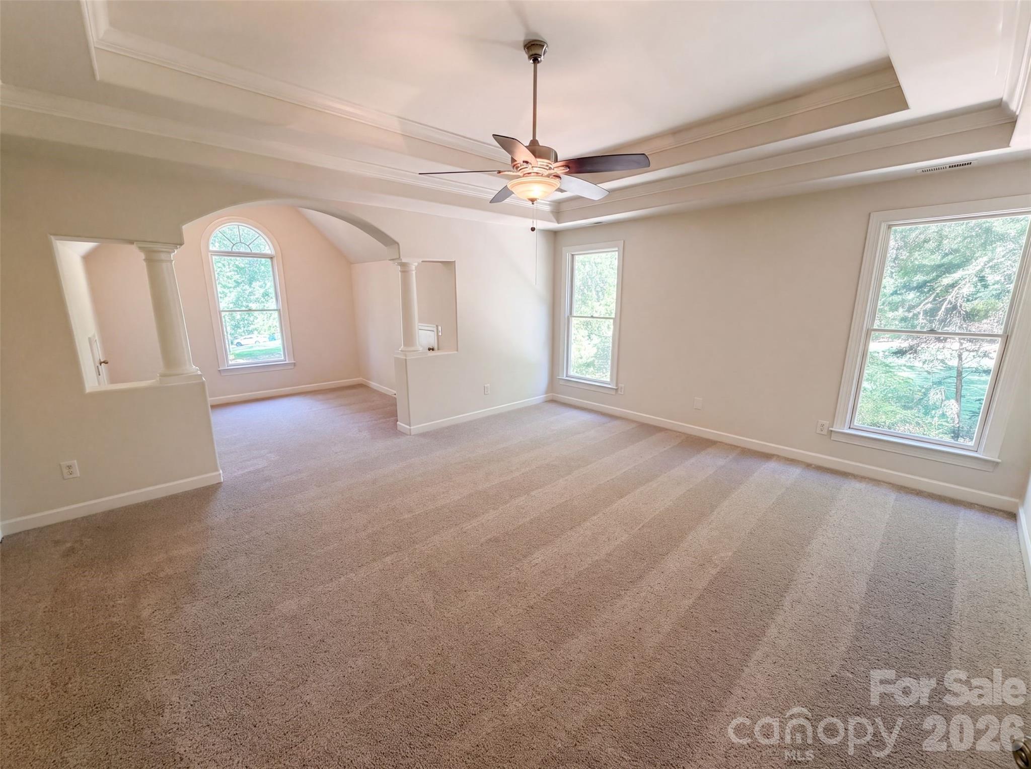 10124 Windtree Lane