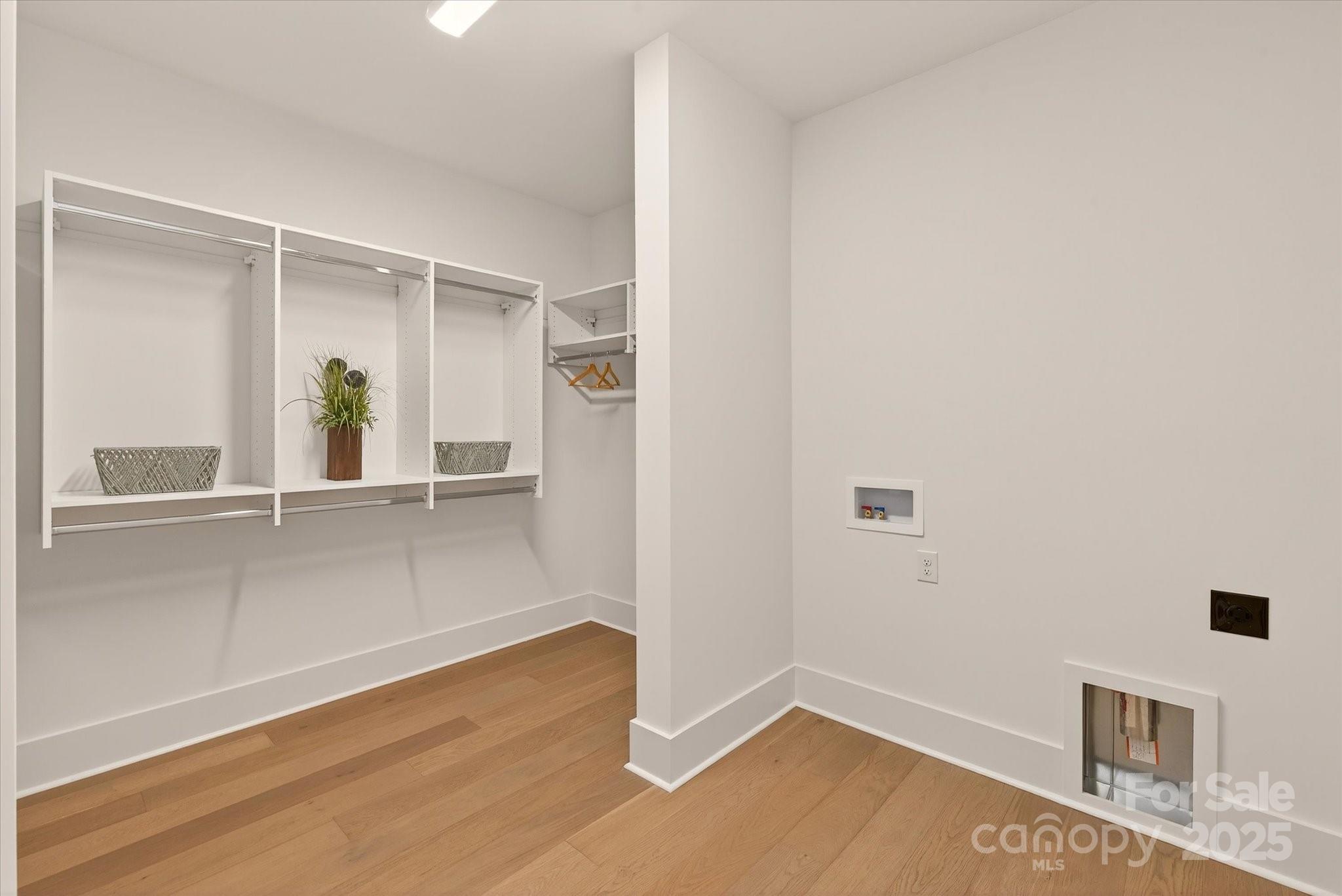 Riverchase Estates - Residential