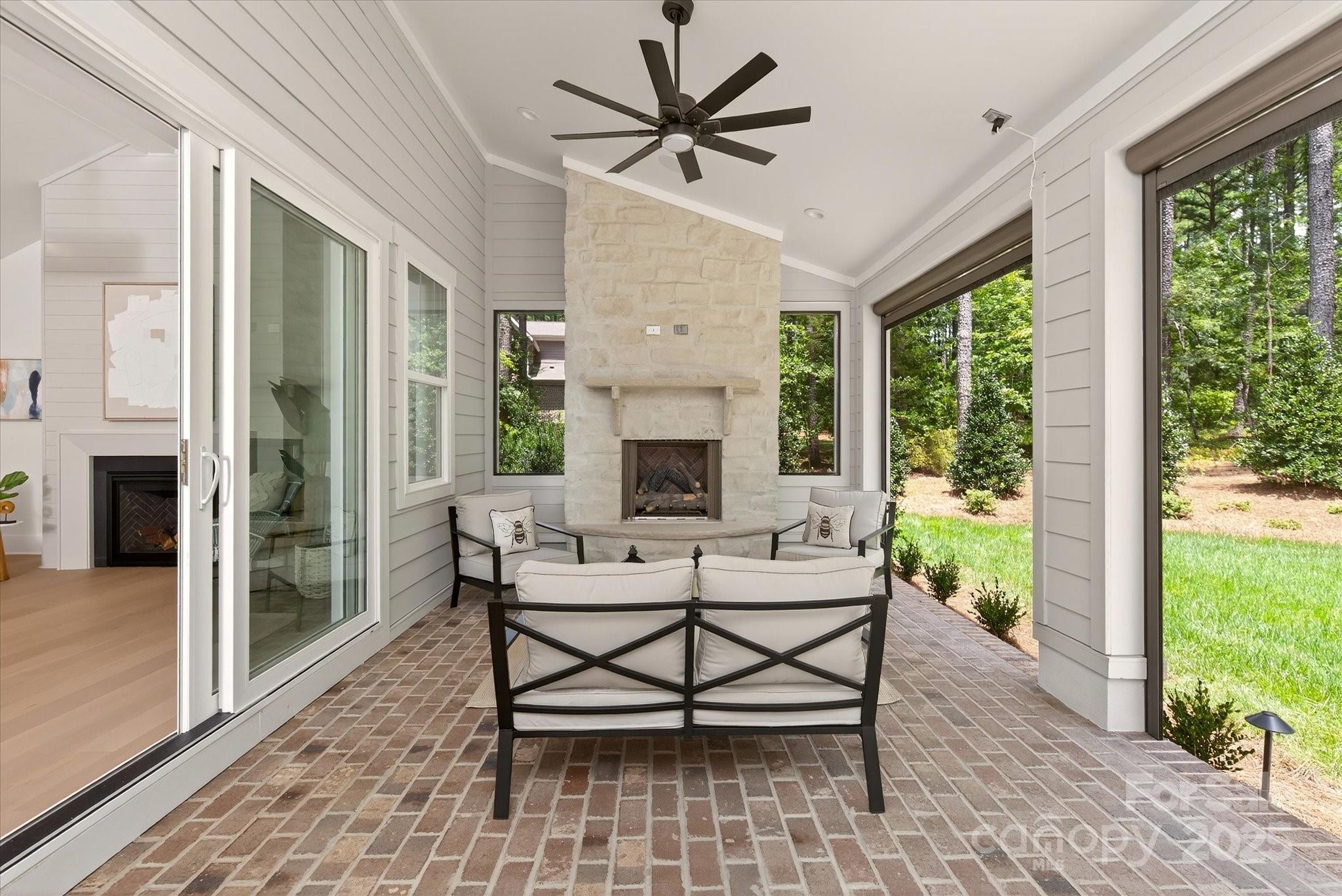 Riverchase Estates - Residential