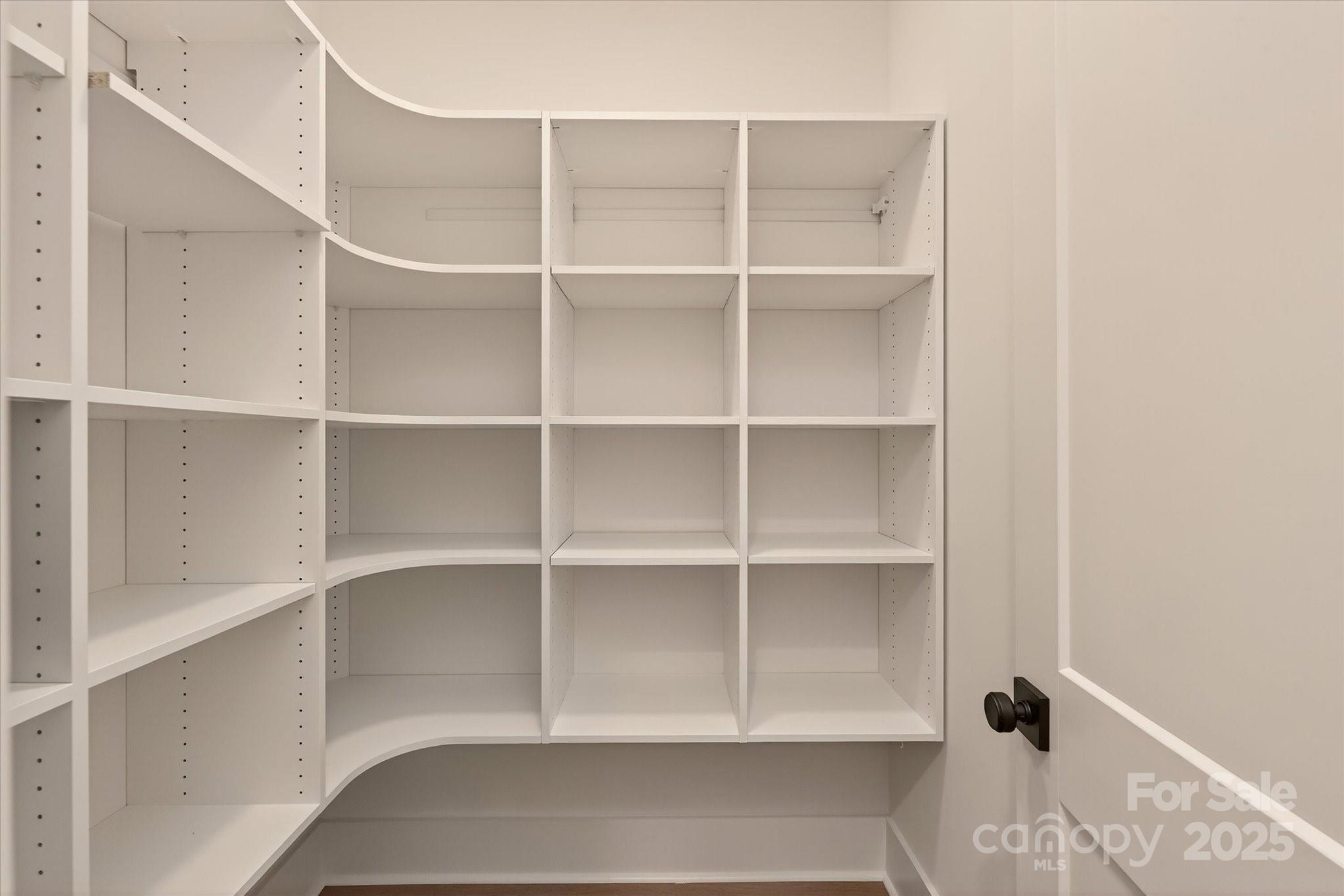 Riverchase Estates - Residential