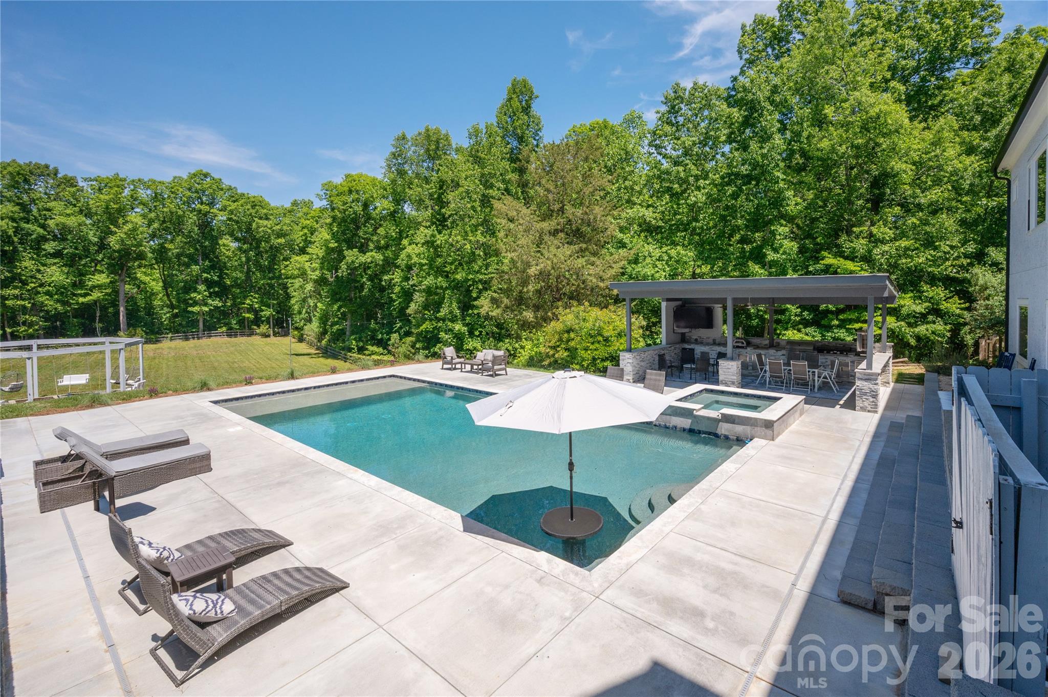 8512 Prince Valiant Drive