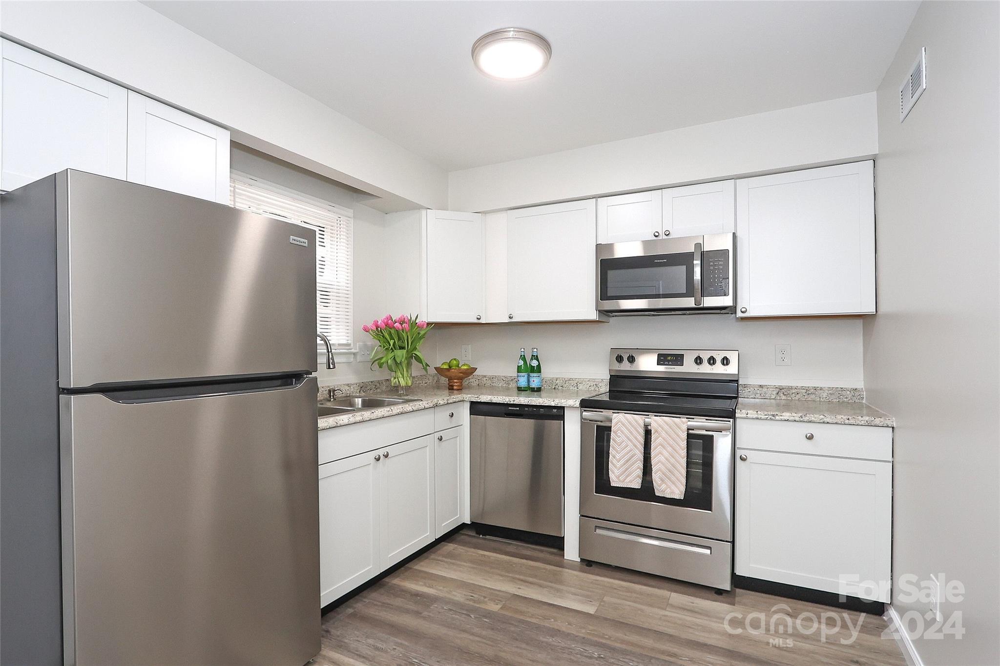 Carriage House - Residential