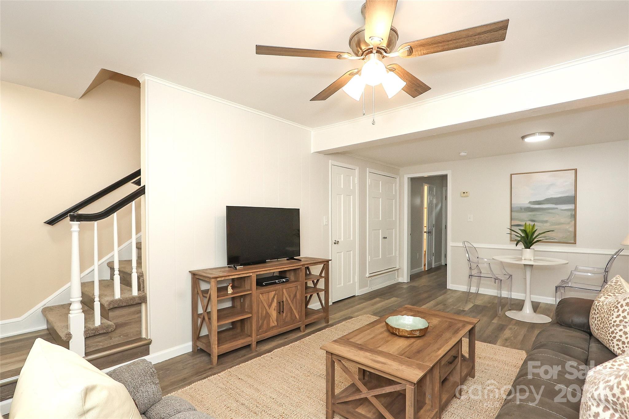 Carriage House - Residential