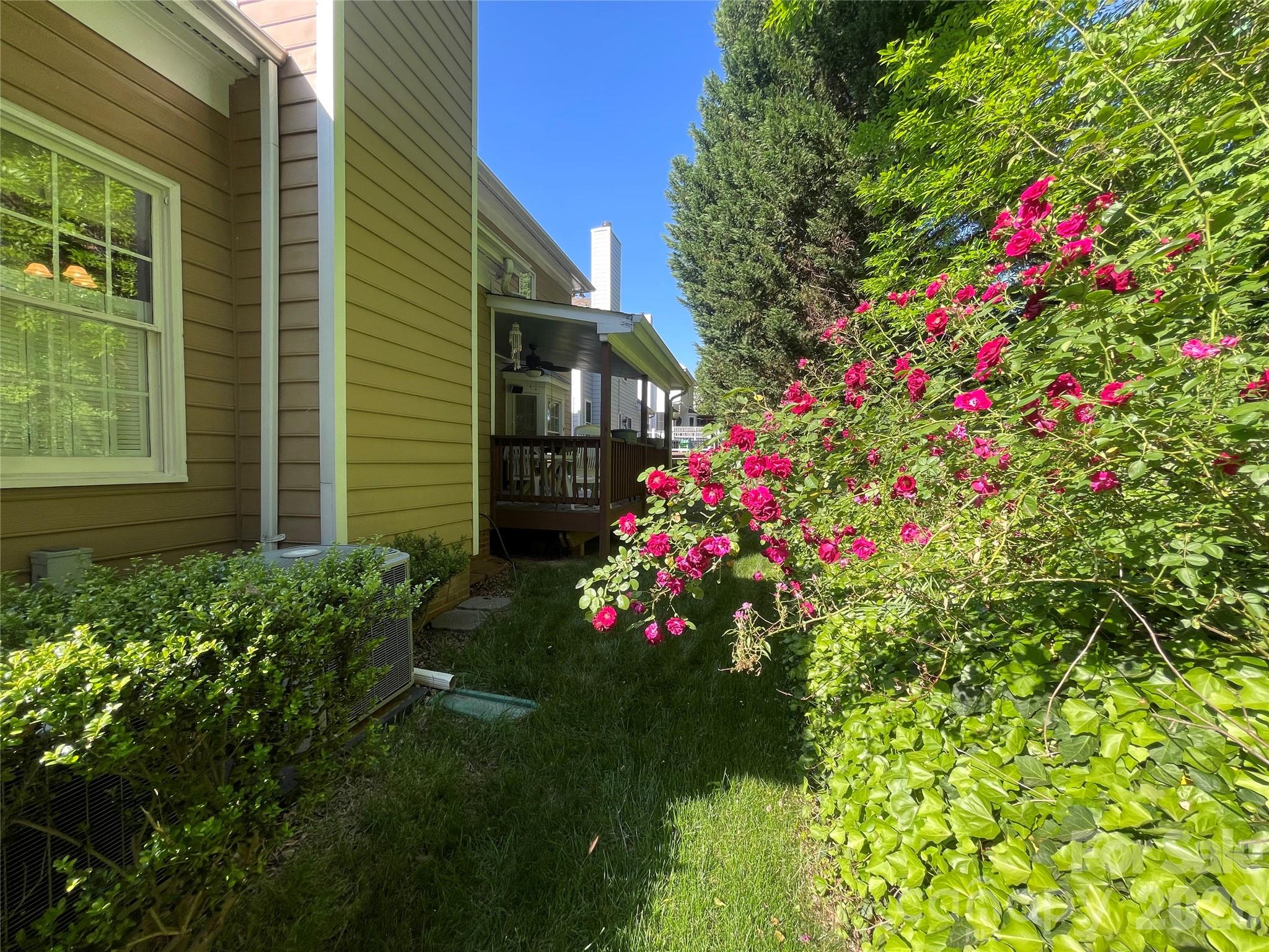 Blue Stone Harbor - Residential