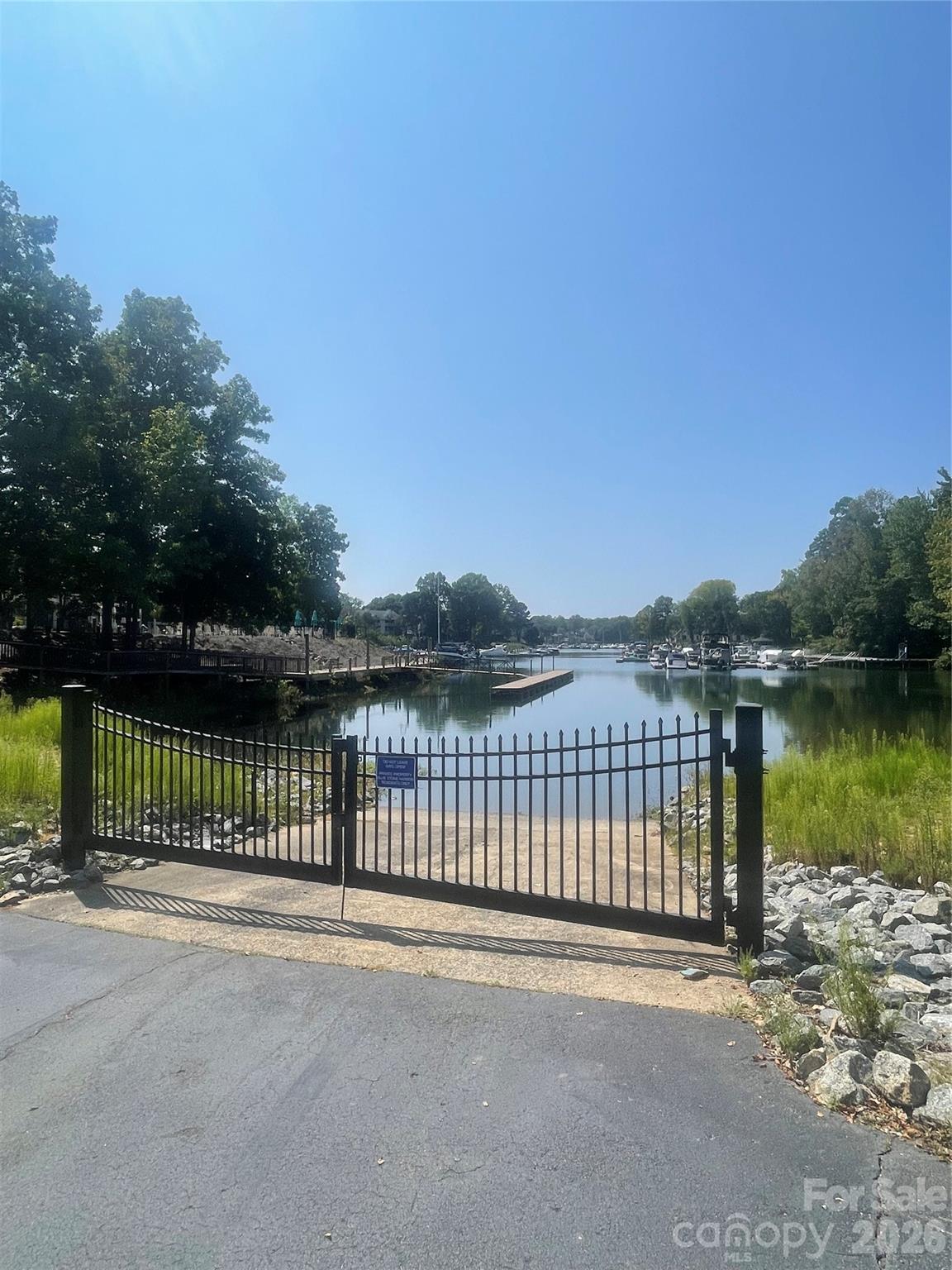 Blue Stone Harbor - Residential