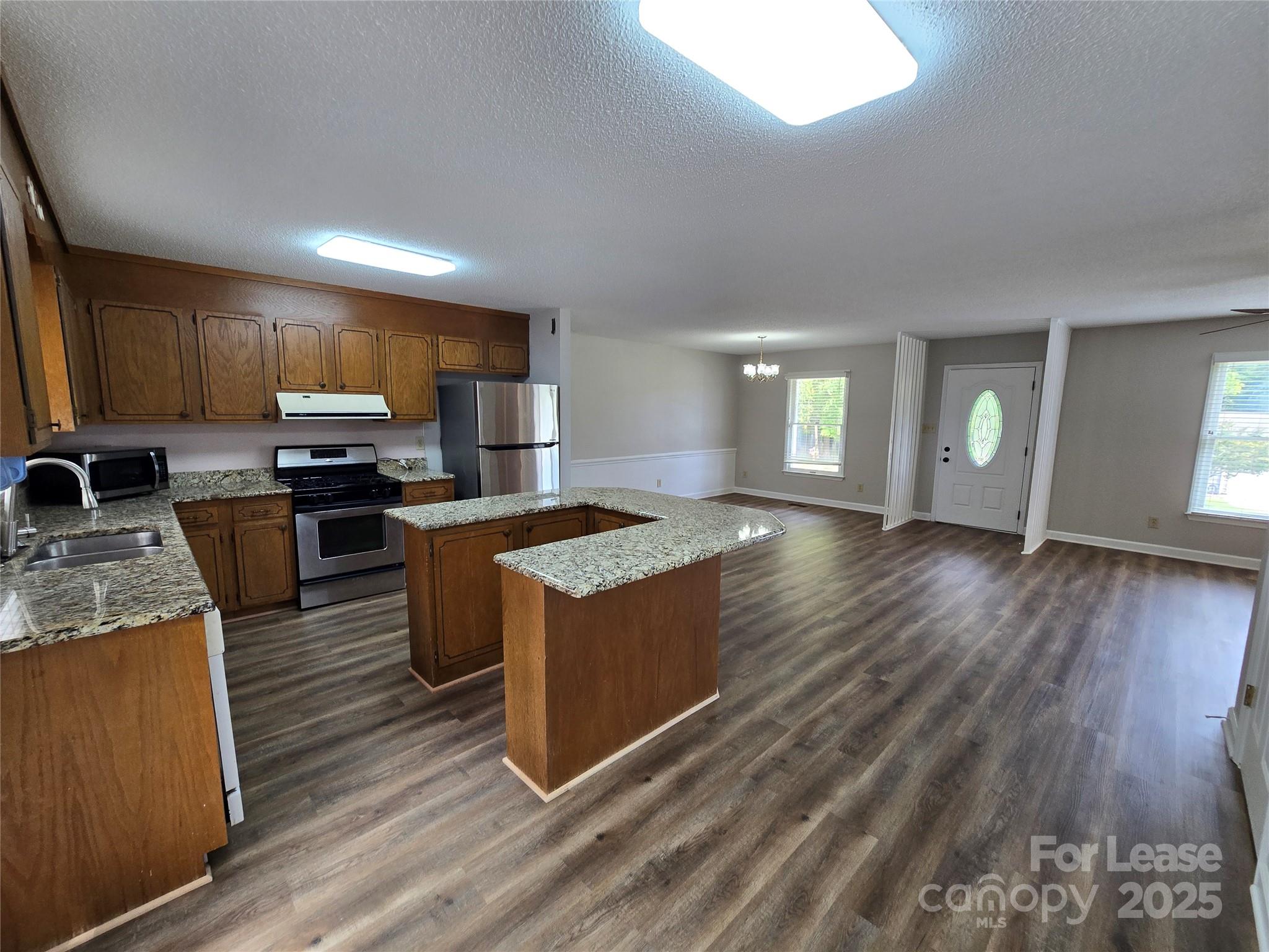 21203 Pine Ridge Drive