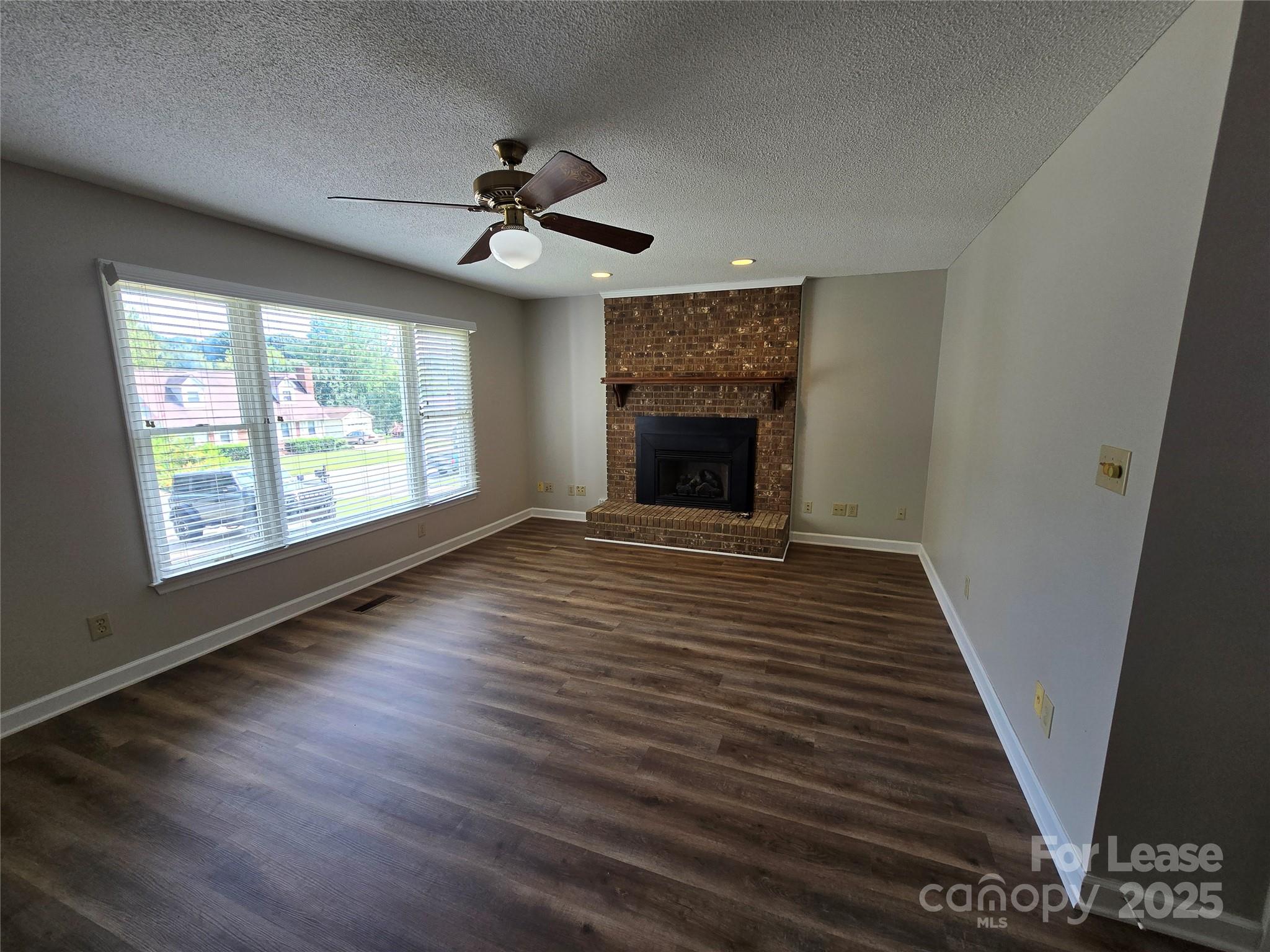 21203 Pine Ridge Drive