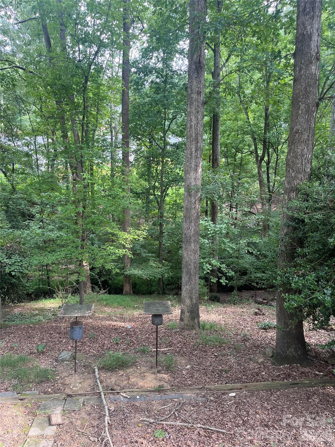 511 Crestview Drive