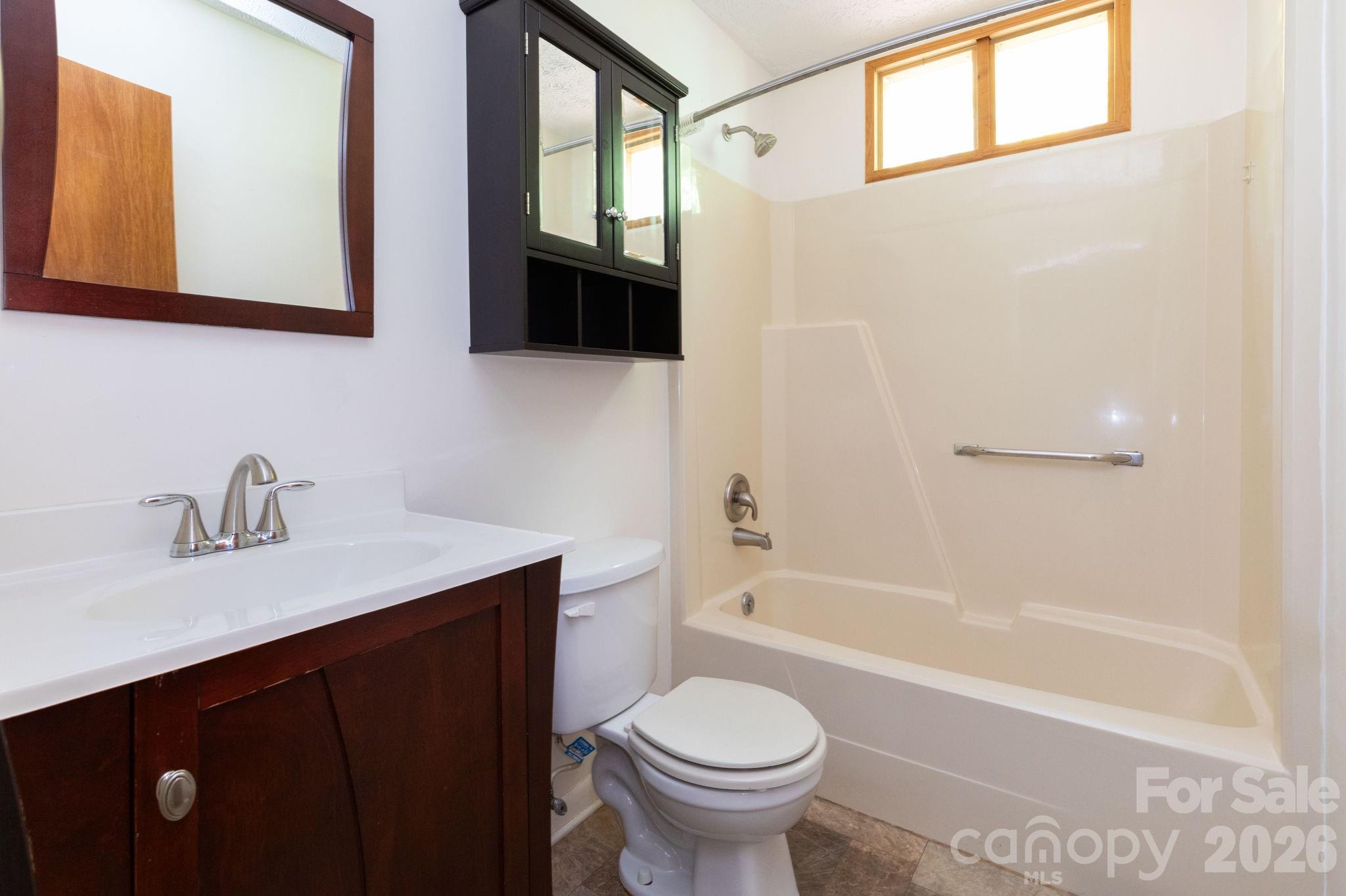 404 Buck Cove Terrace