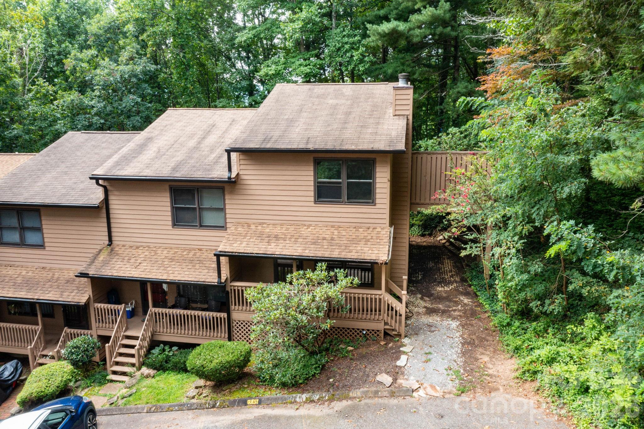 404 Buck Cove Terrace