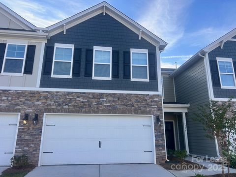Photo of 4226 Steel Way, Sherrills Ford, NC 28673 (MLS # 4303508)