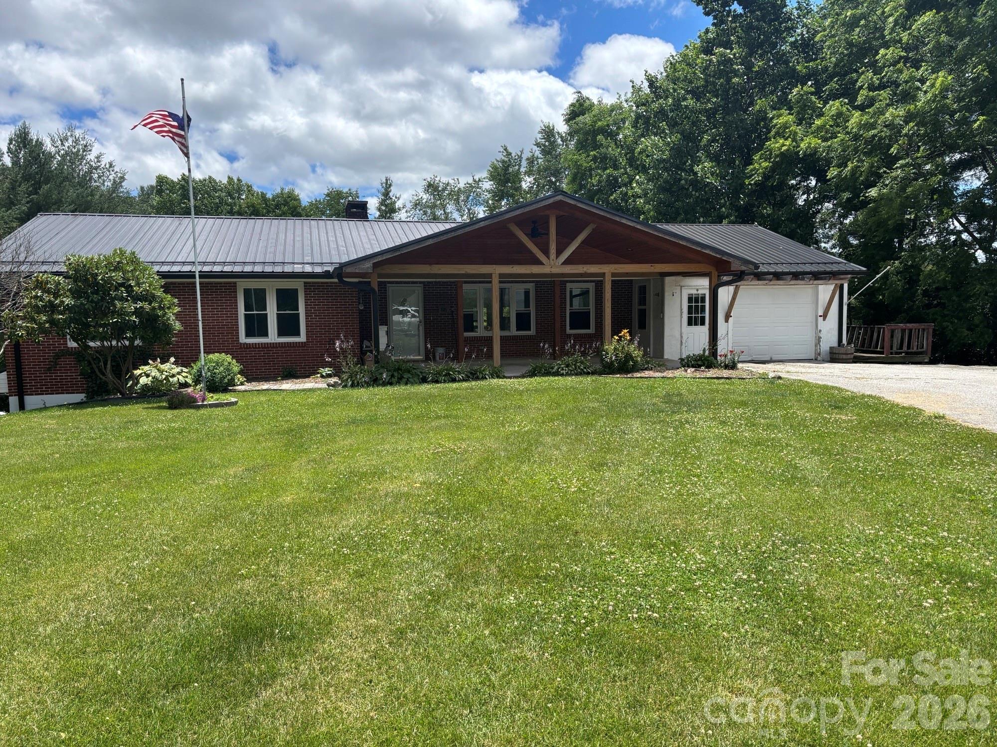 86 Jack Sullins Road, Spruce Pine, NC, 28777