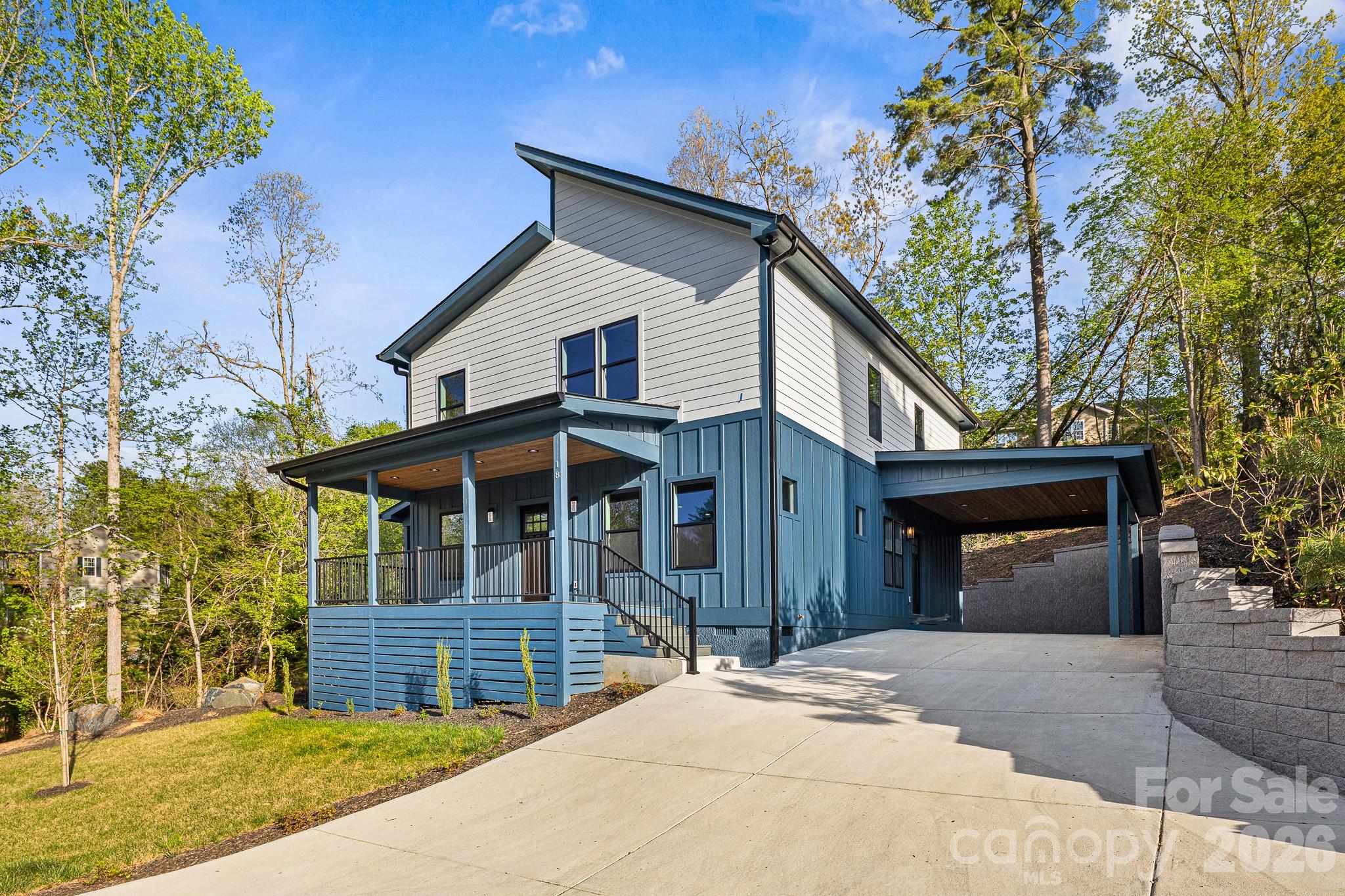 18 Winterhawk Drive