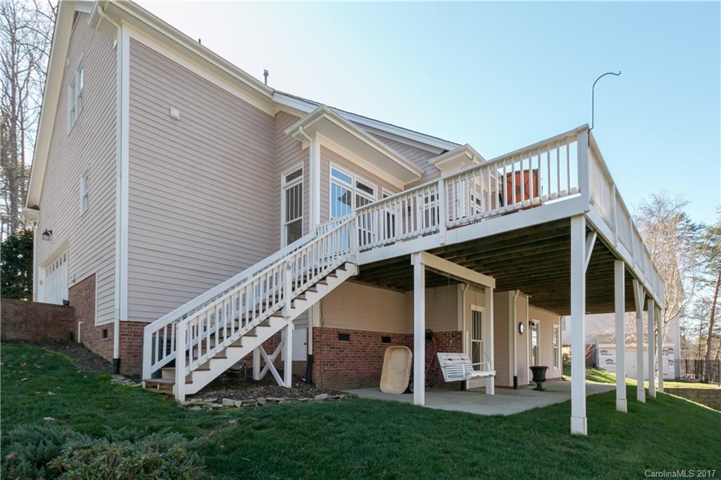 The Harbour at the Pointe - Residential