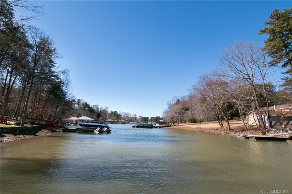 The Harbour at the Pointe - Residential