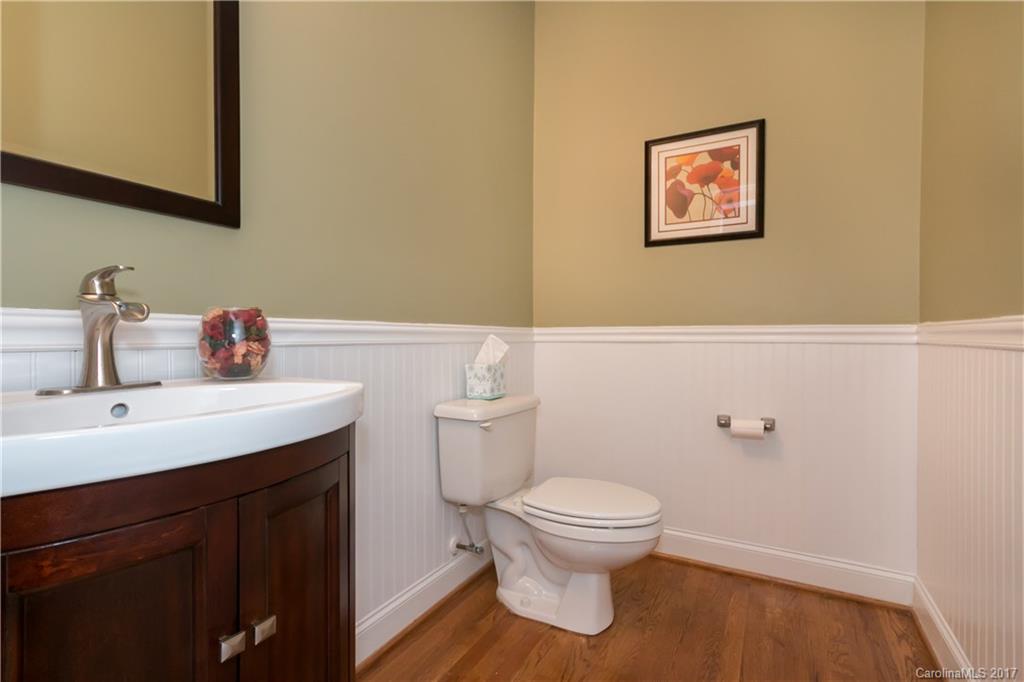 The Harbour at the Pointe - Residential