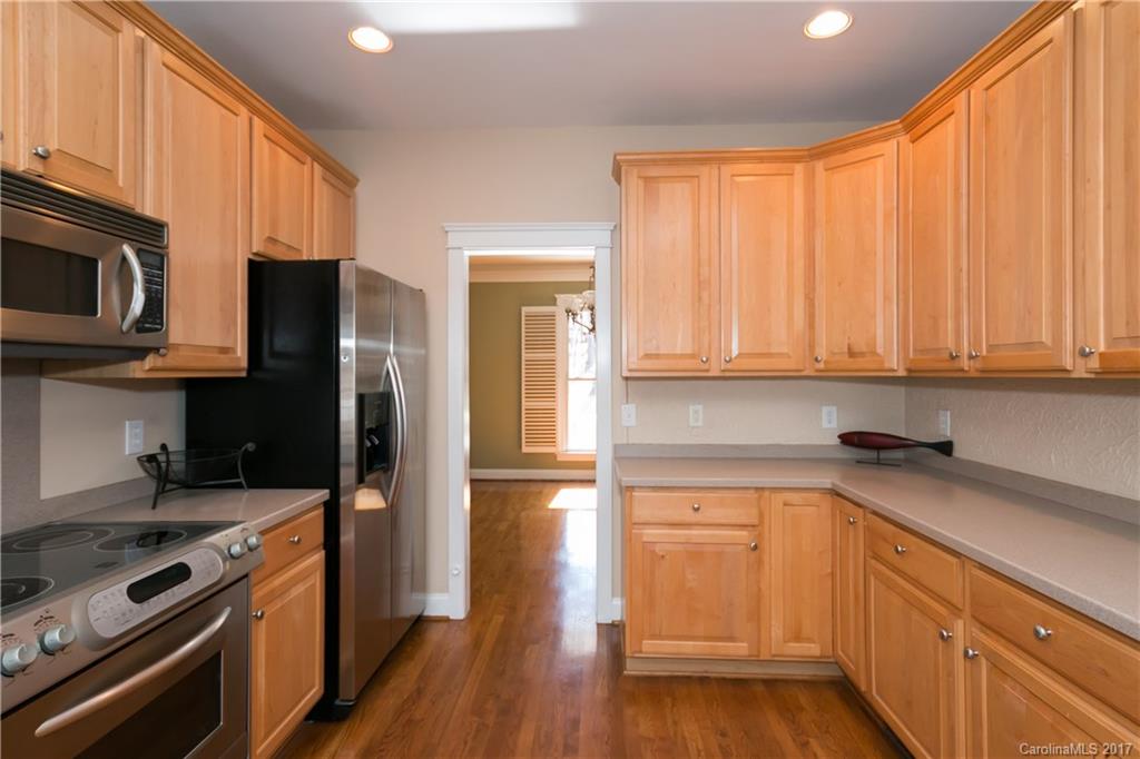 The Harbour at the Pointe - Residential