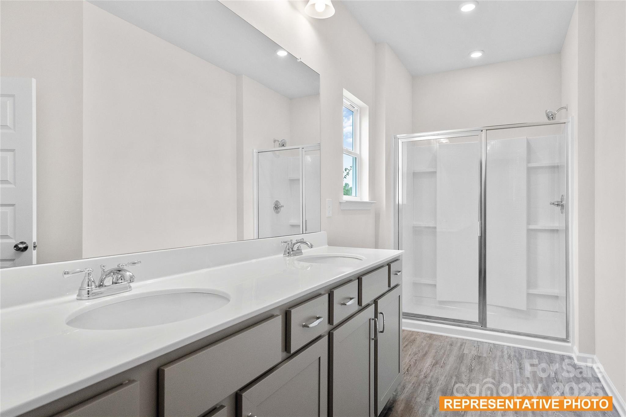 Hickory Glen - Residential