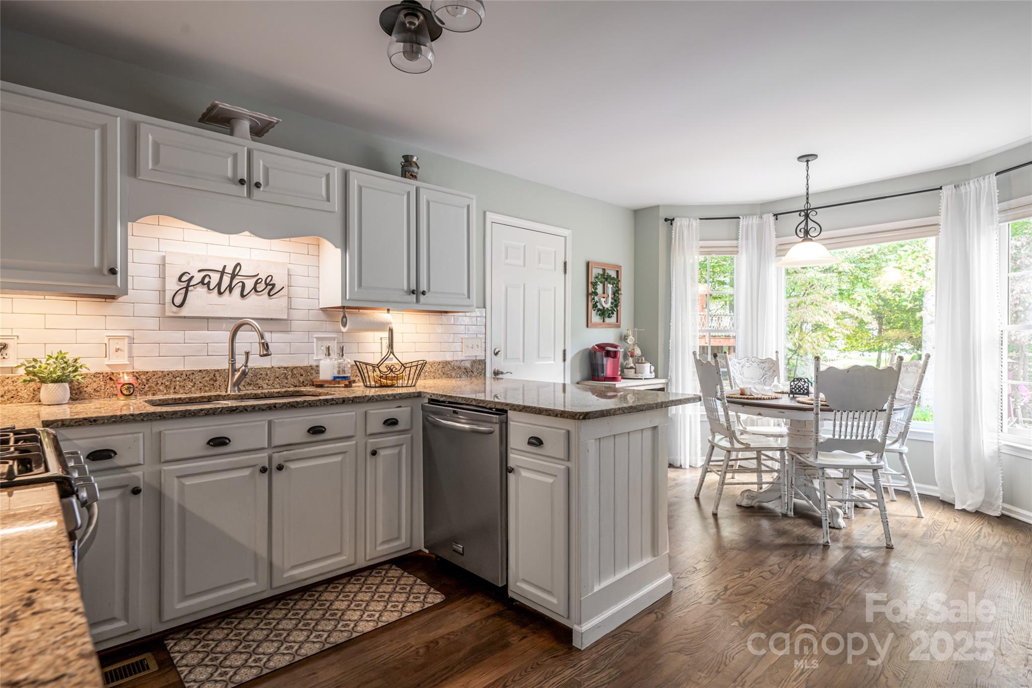 49 Whispering Oak Court