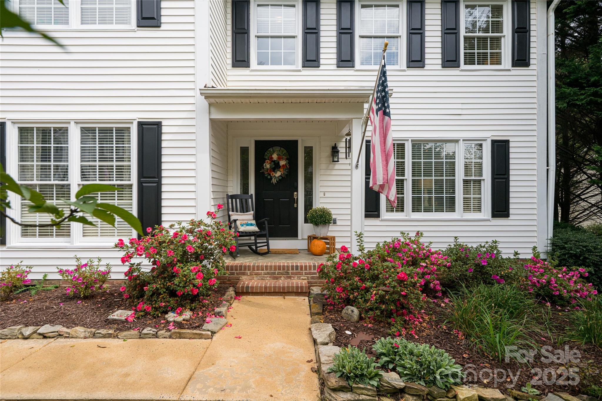 49 Whispering Oak Court
