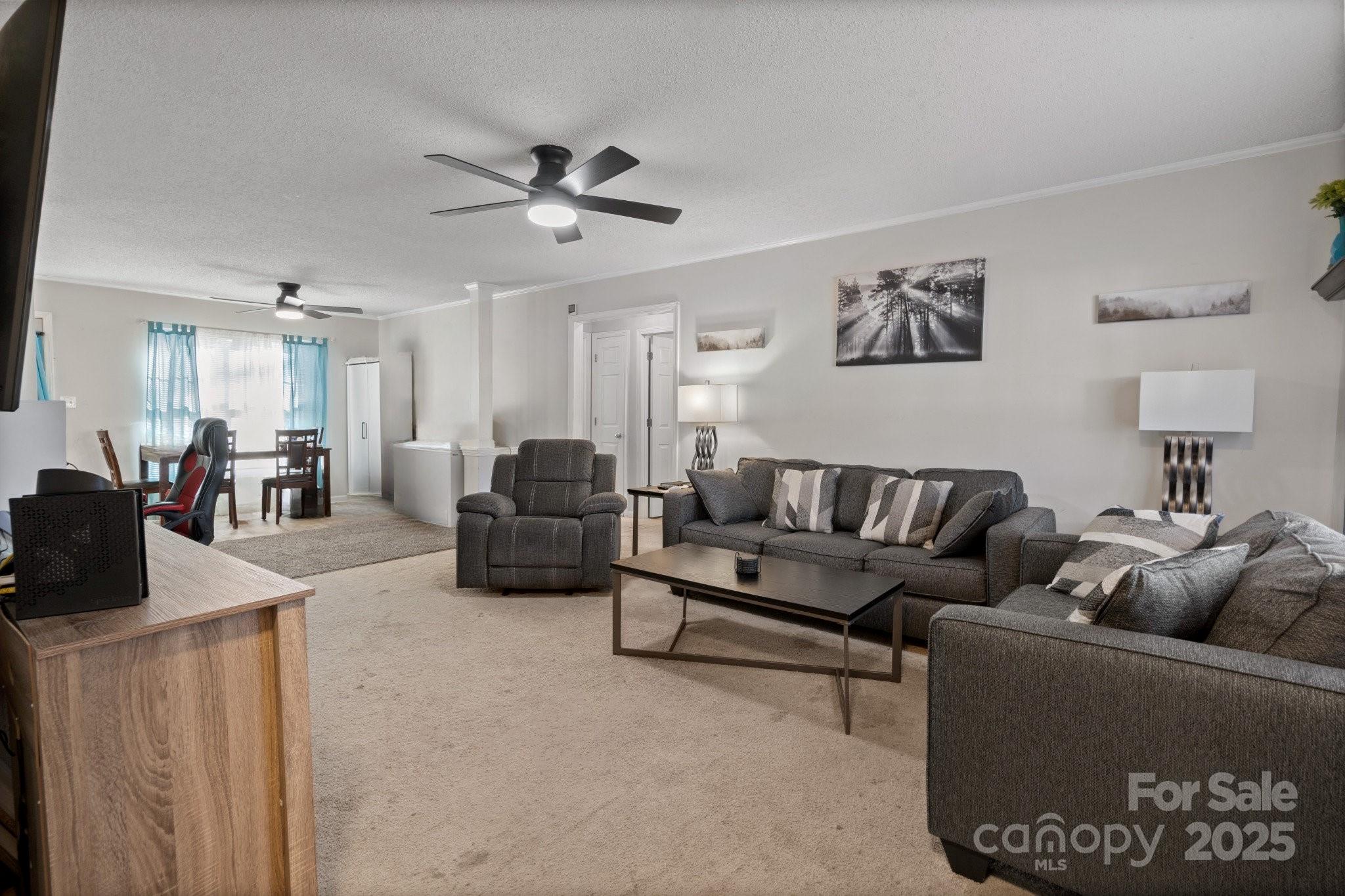 1013 Ashwood Place
