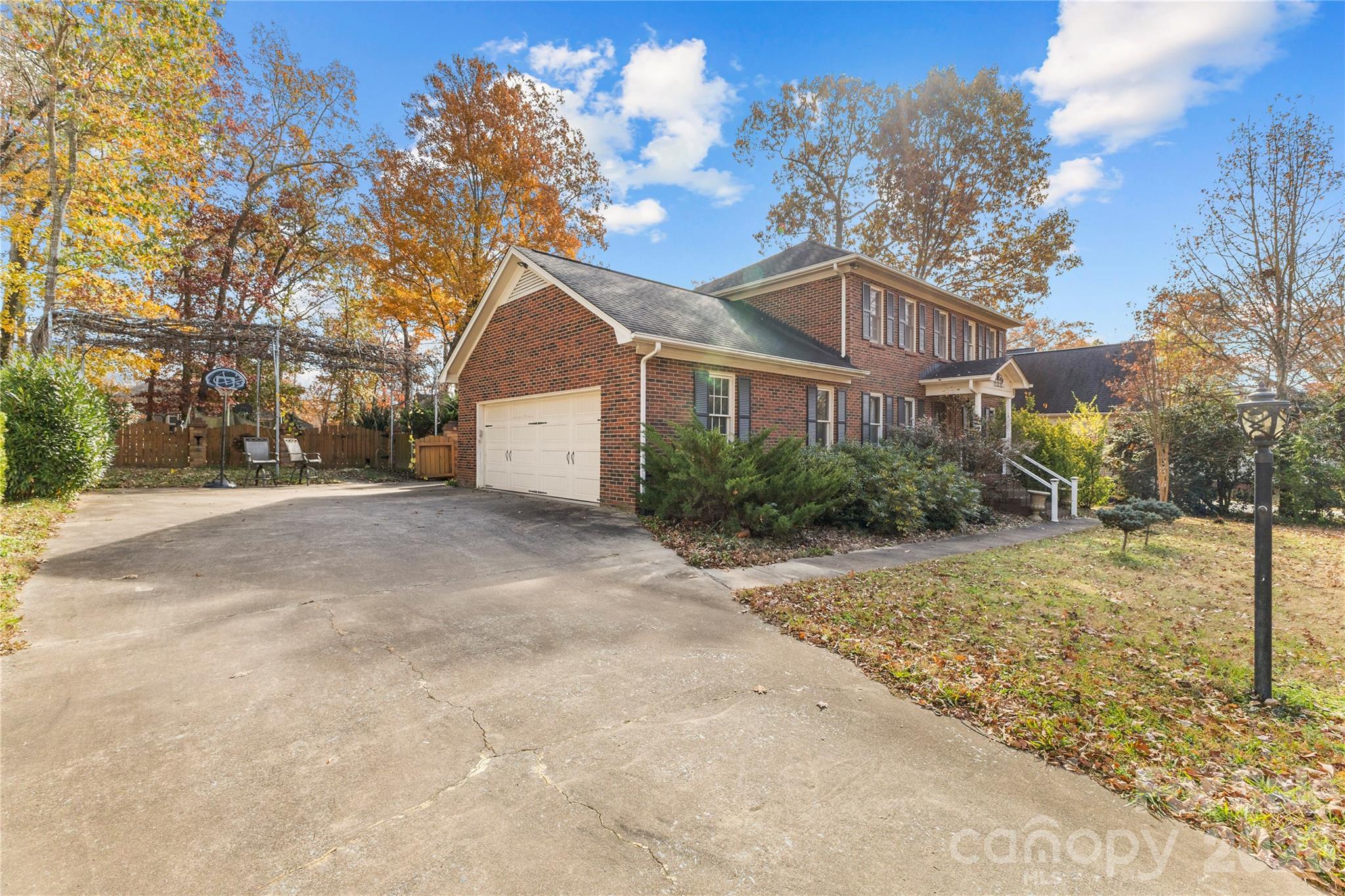 Country Woods East - Residential