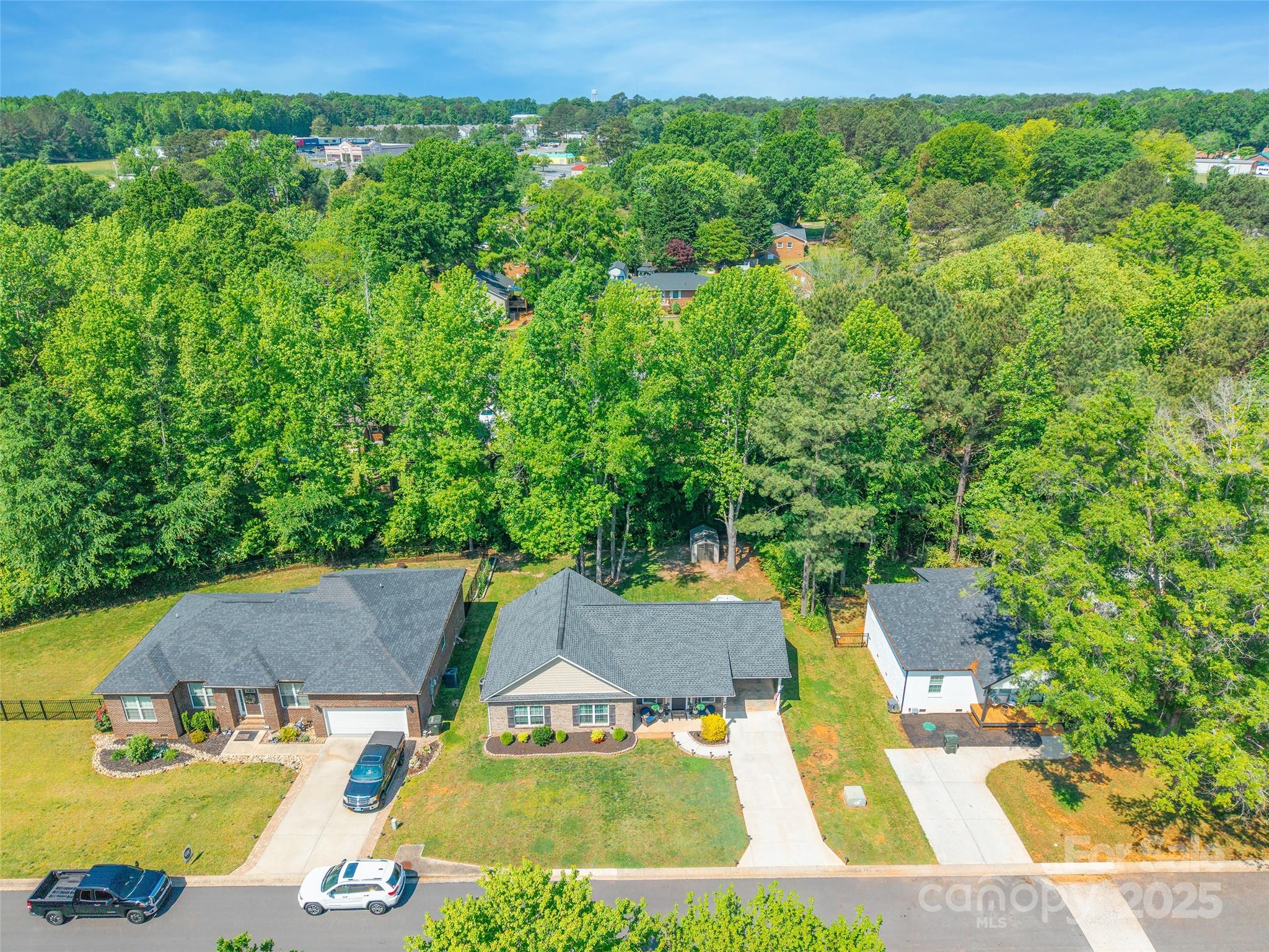 137 Ole Eastpointe Drive