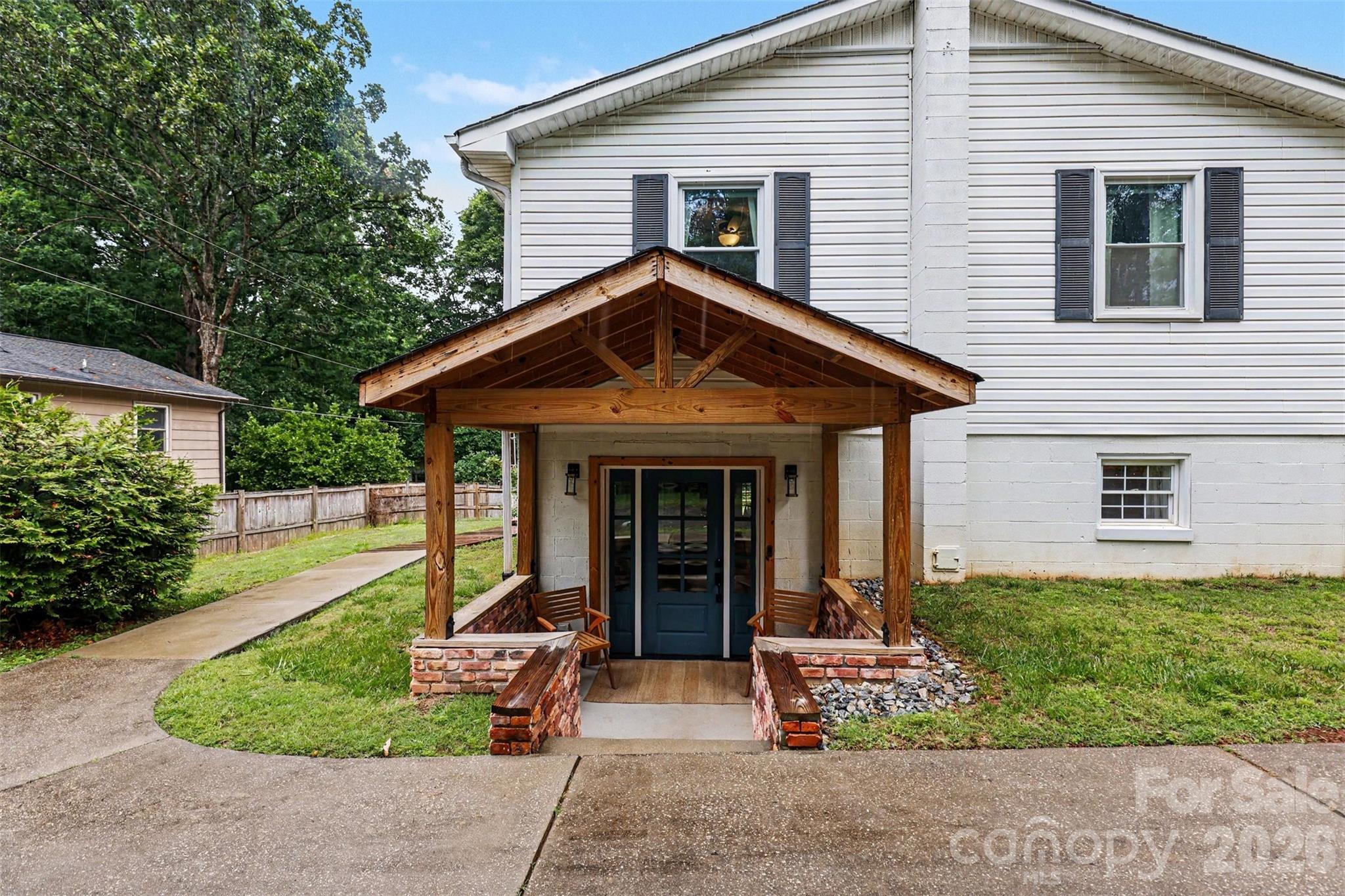 184 Canal Road