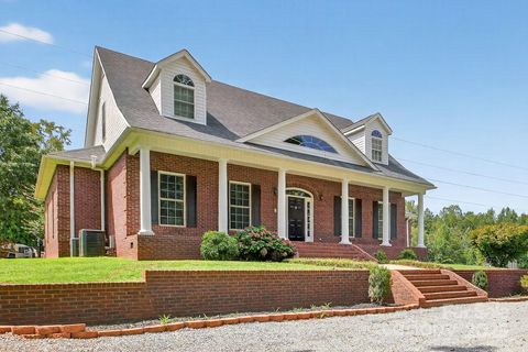 498 Johnson Dairy Road Mooresville NC 28115