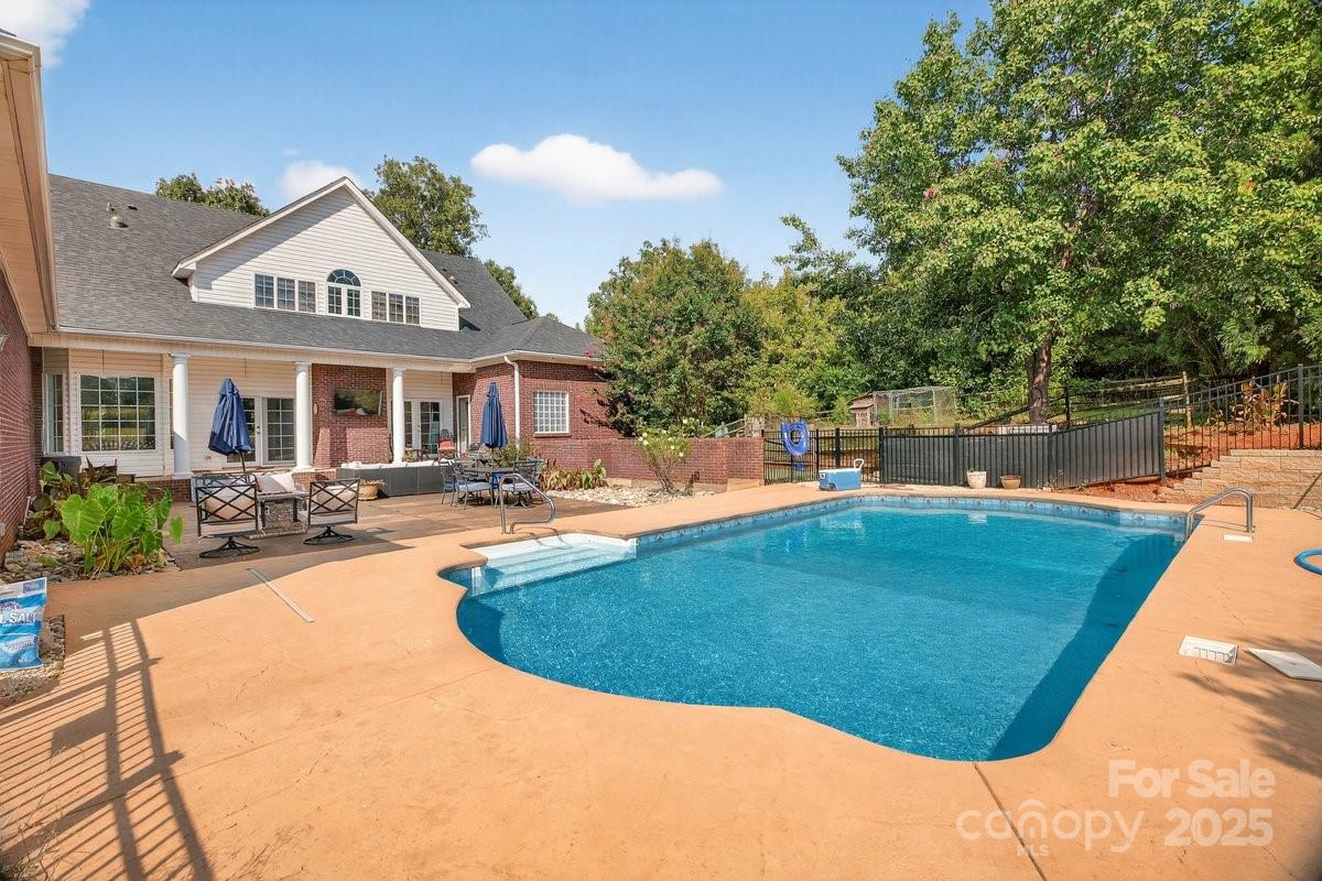 498 Johnson Dairy Road
