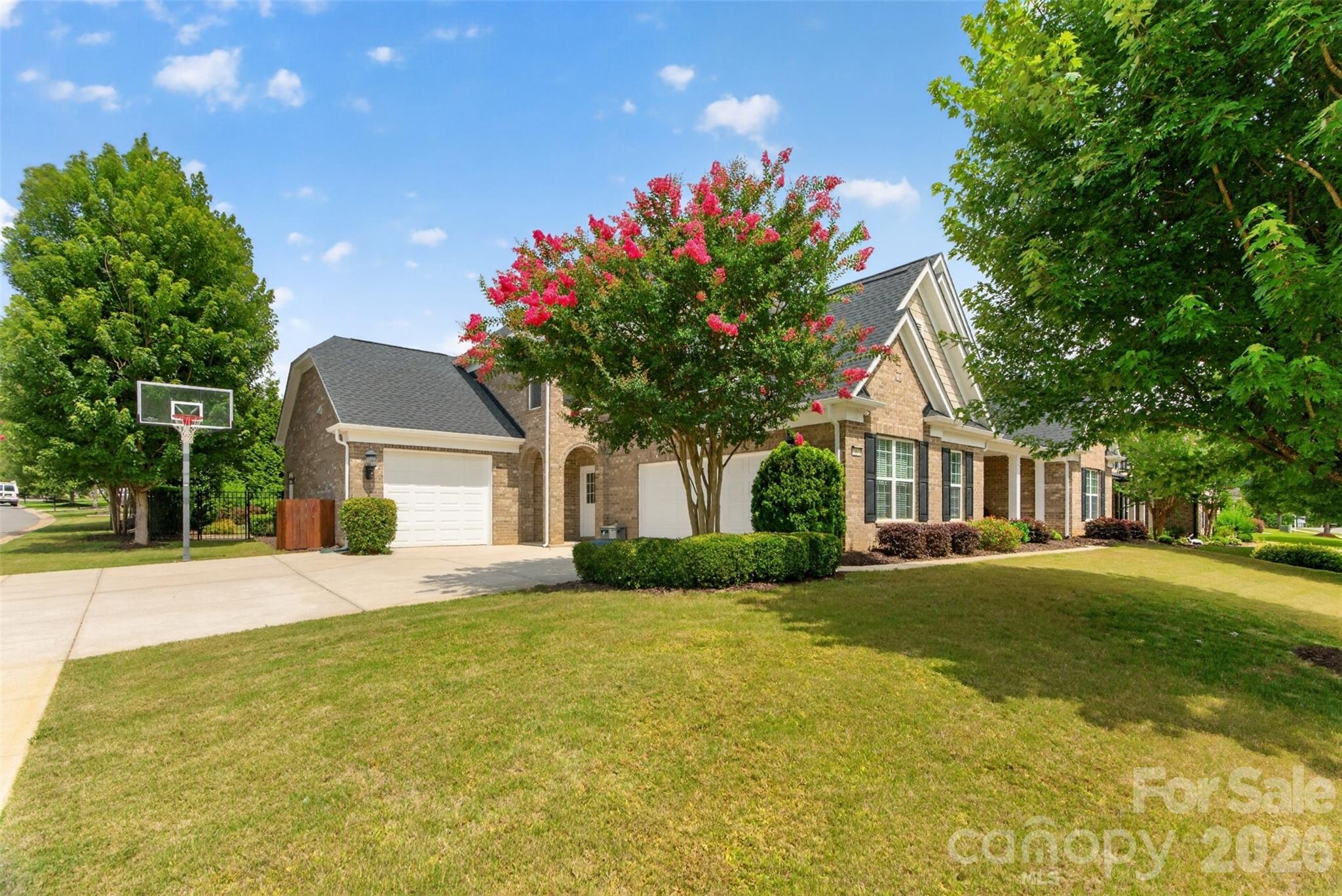 10601 Waxhaw Manor Drive