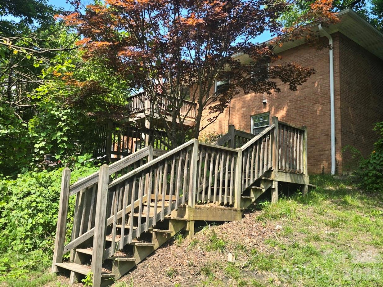 629 Willow Road