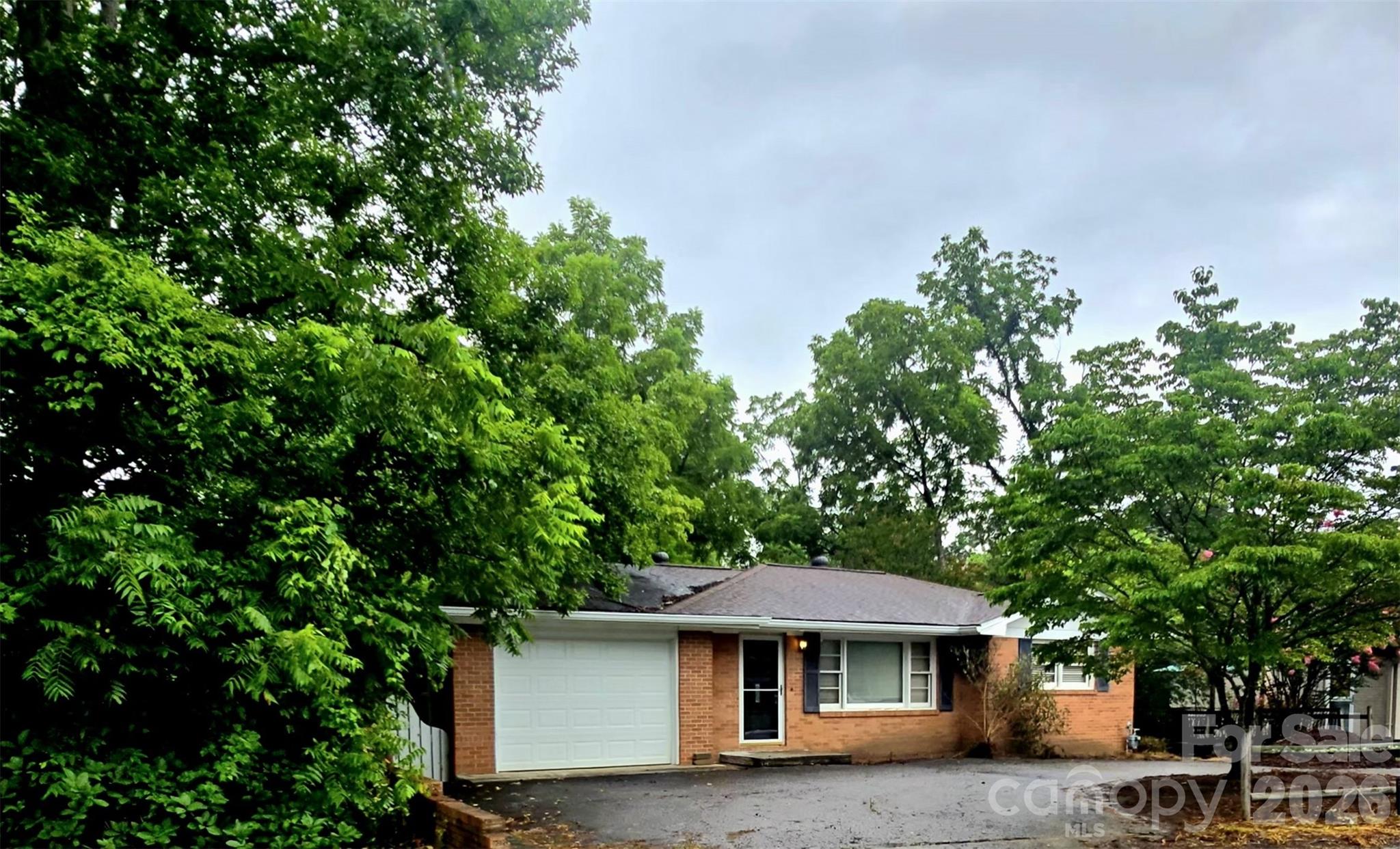 629 Willow Road