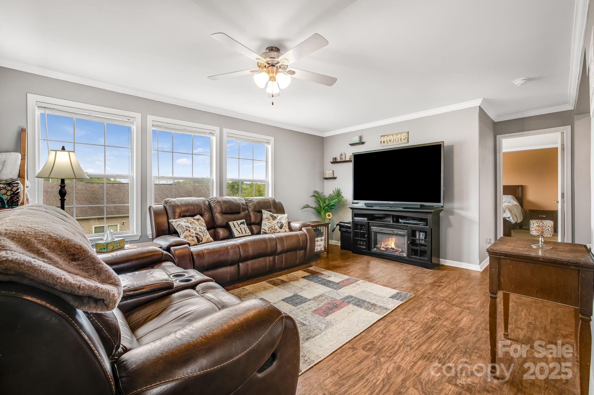 14 Phoenix Circle
