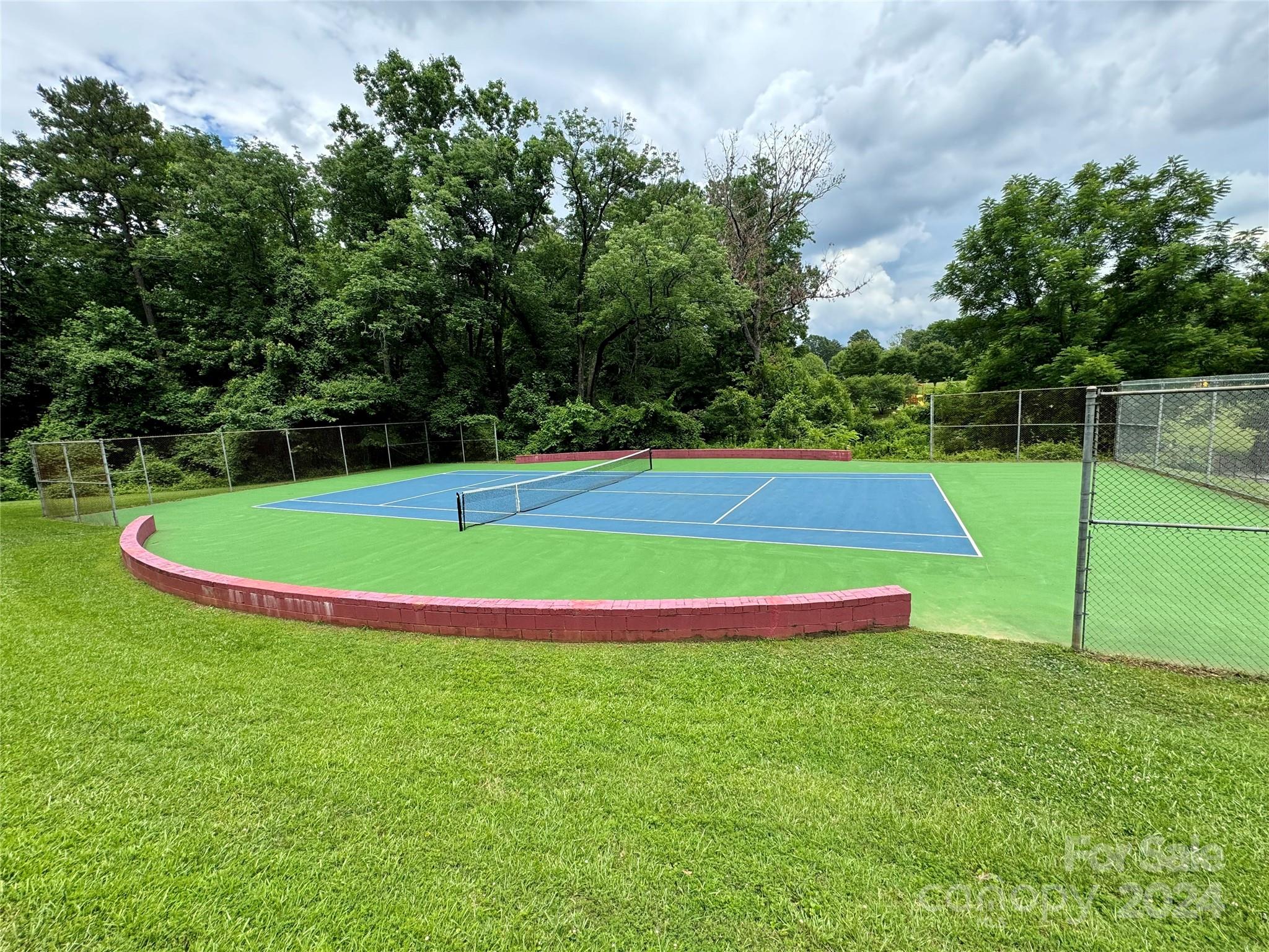 Eastway Park - Residential