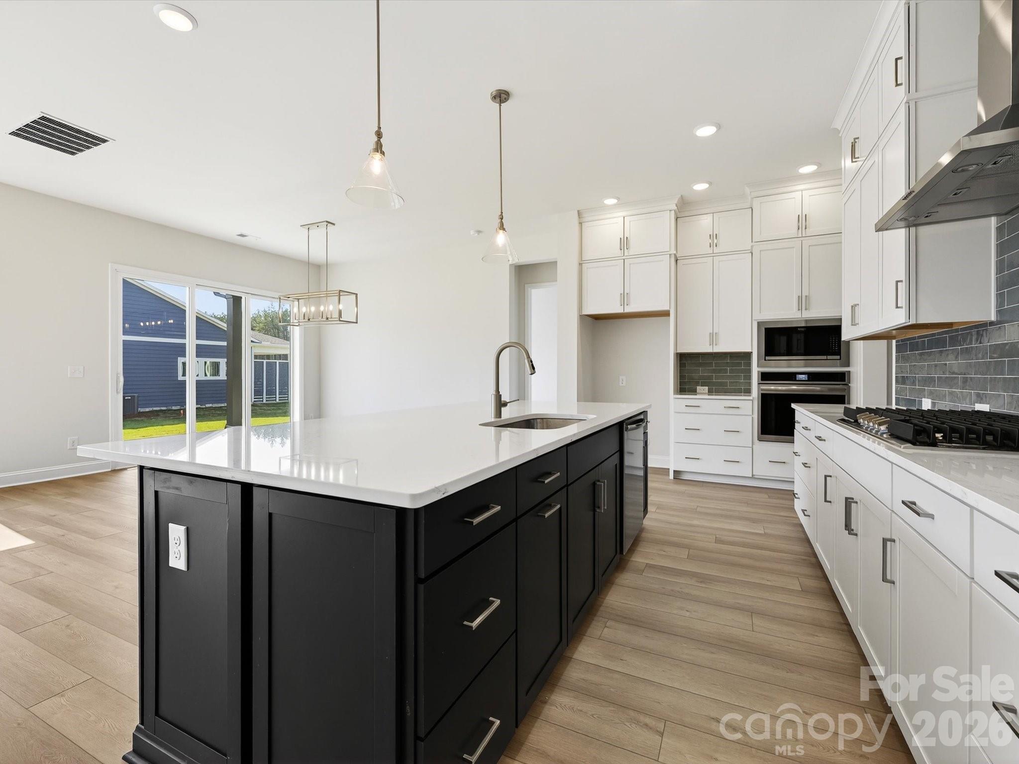 Hardy Pond - Residential