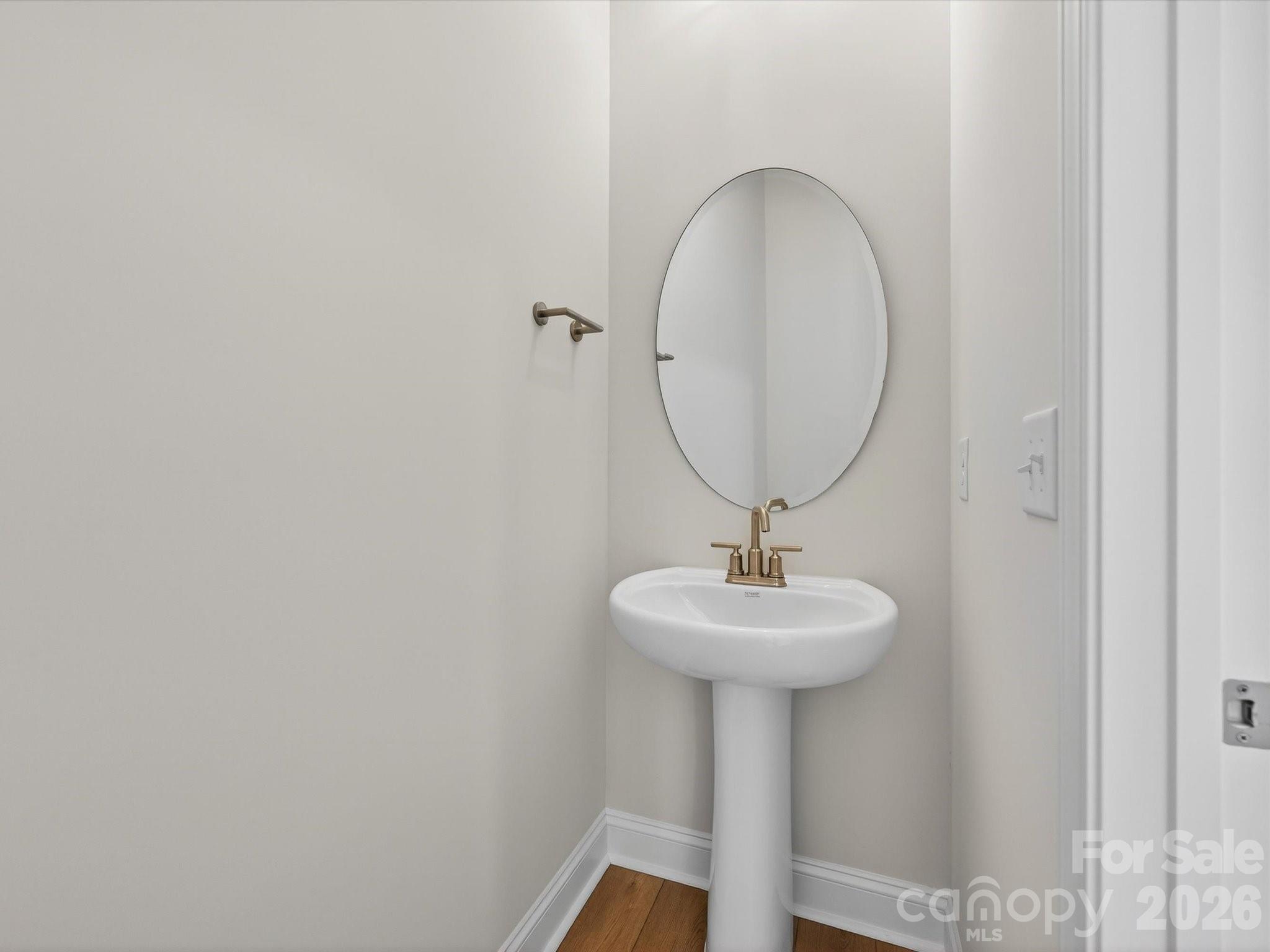 Hardy Pond - Residential