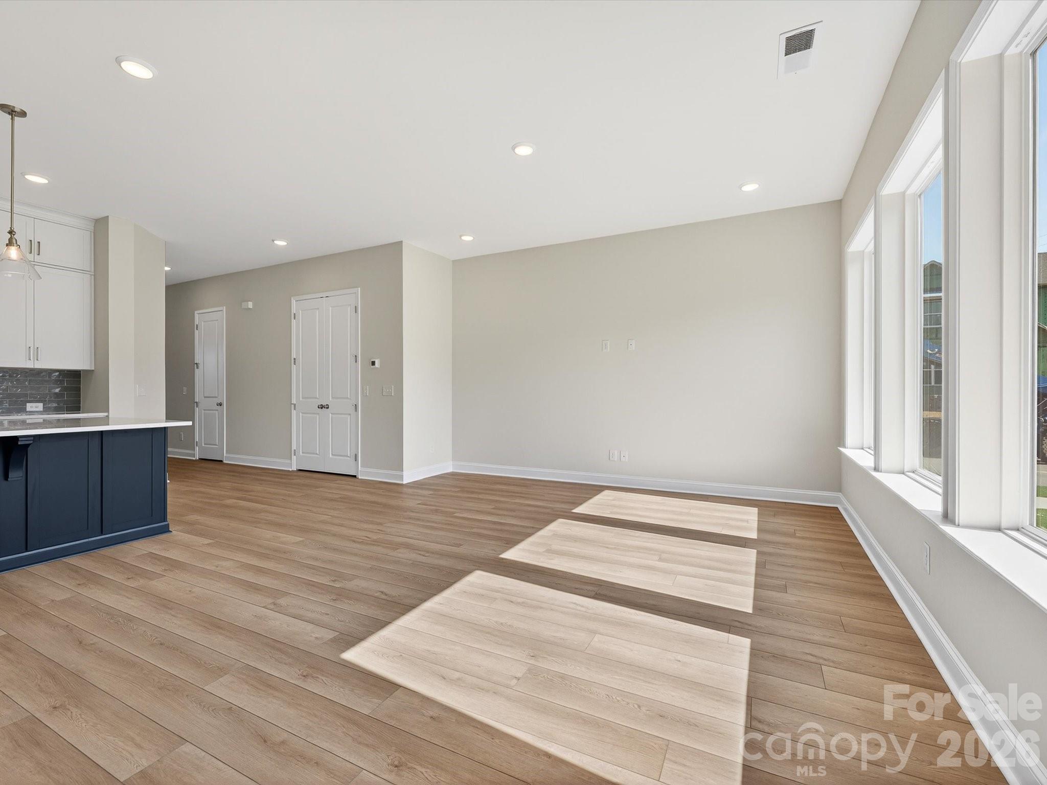 Hardy Pond - Residential