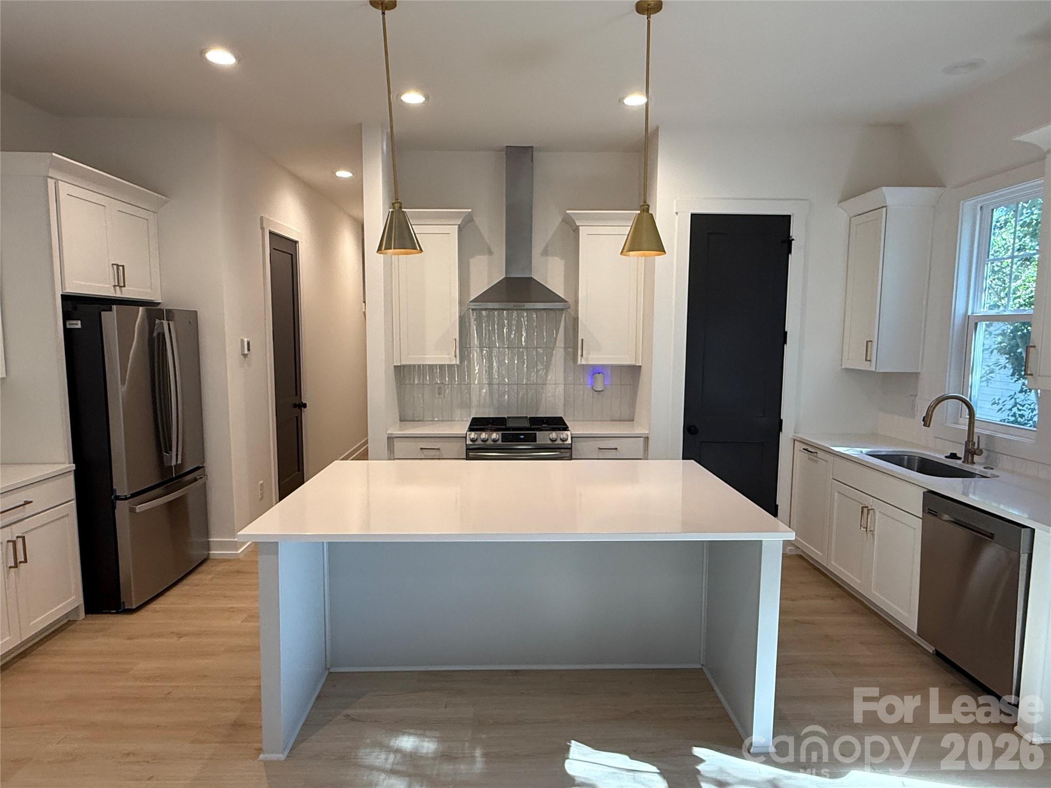 612 Ambassador Street