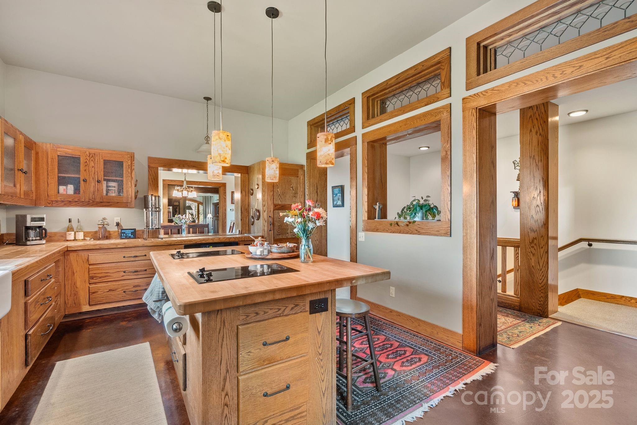111 Flora Rose Trail