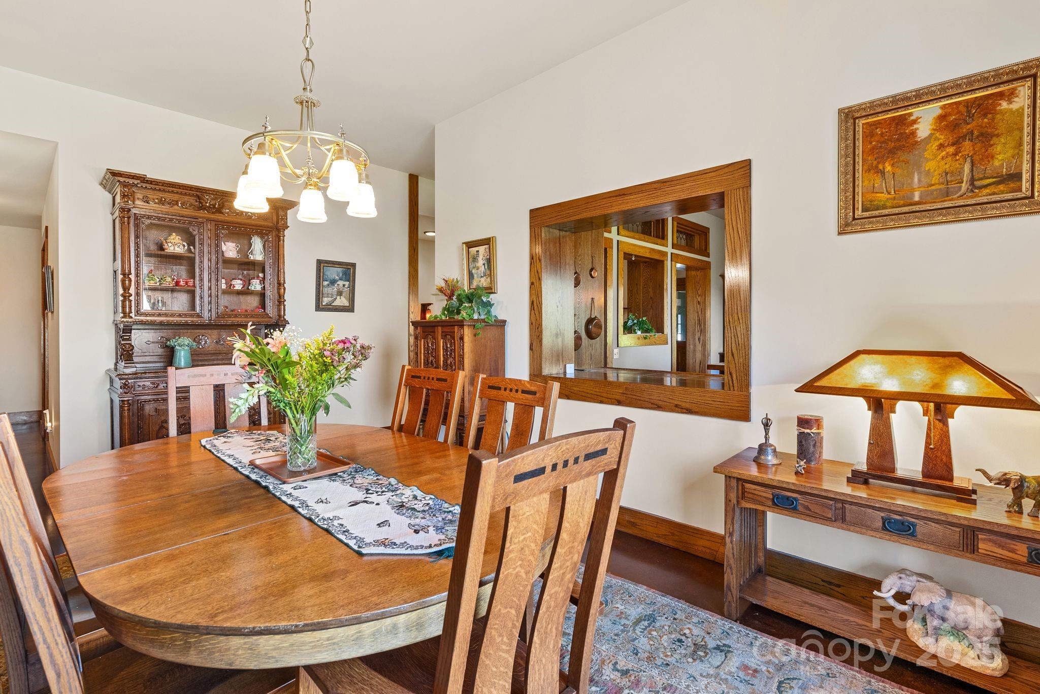 111 Flora Rose Trail