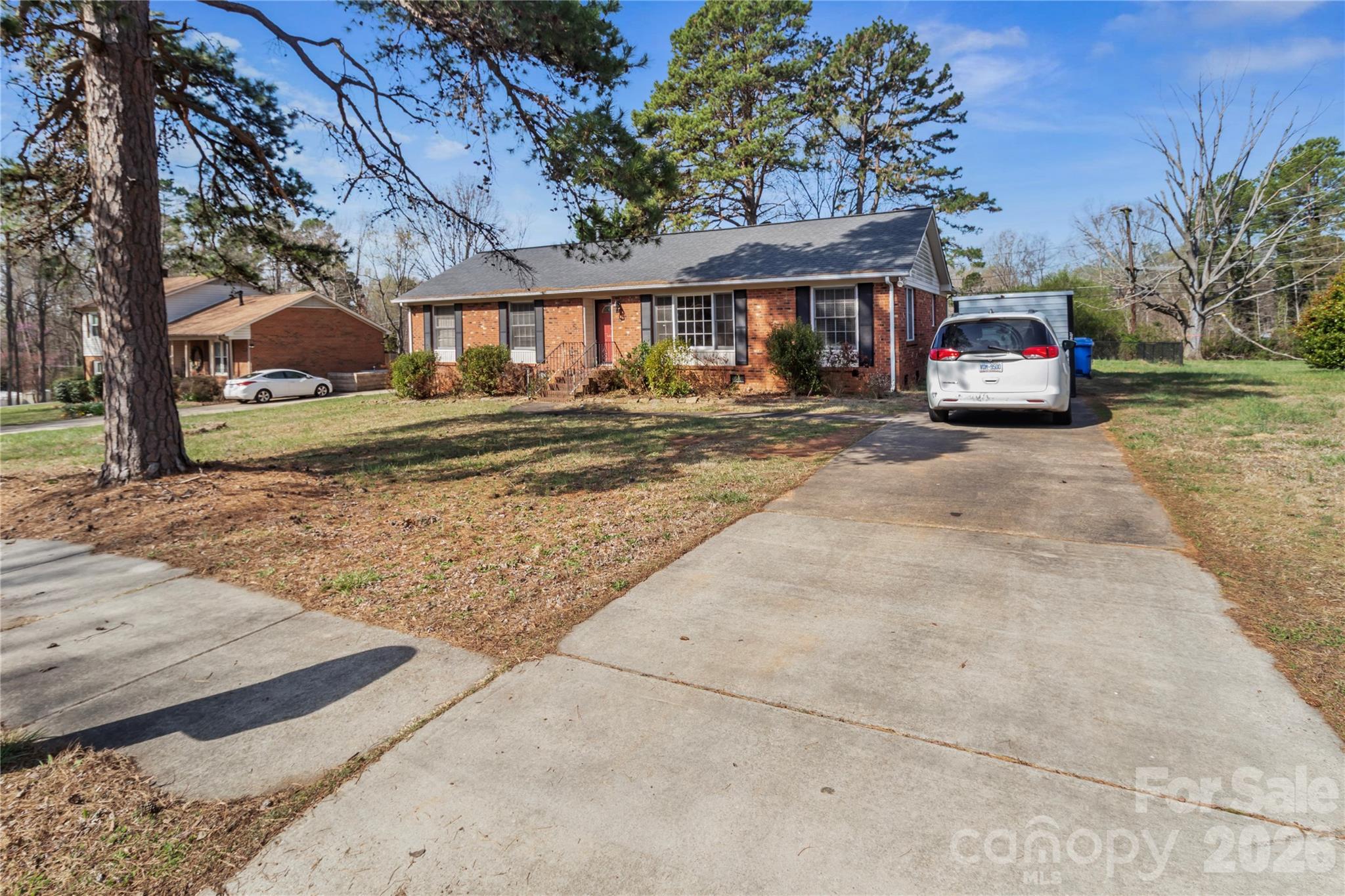 1135 Fieldstone Road