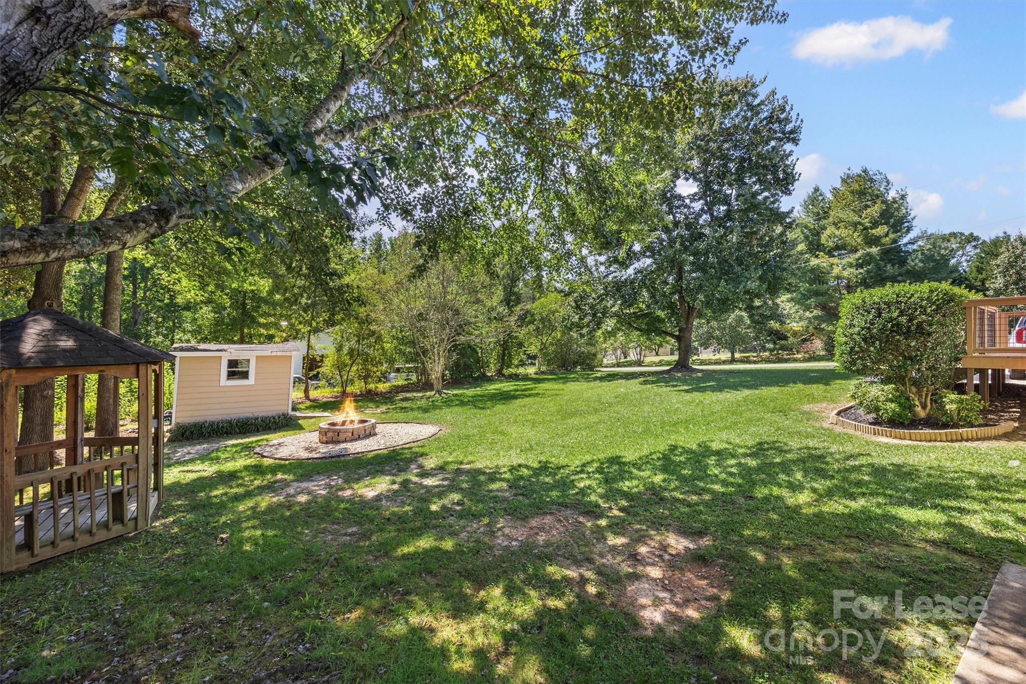 Country Acres - Residential Lease