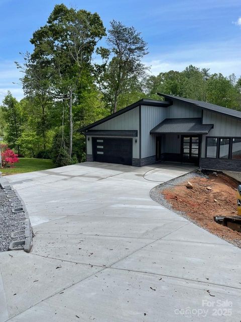 27 George Allen Ridge Arden NC 28704